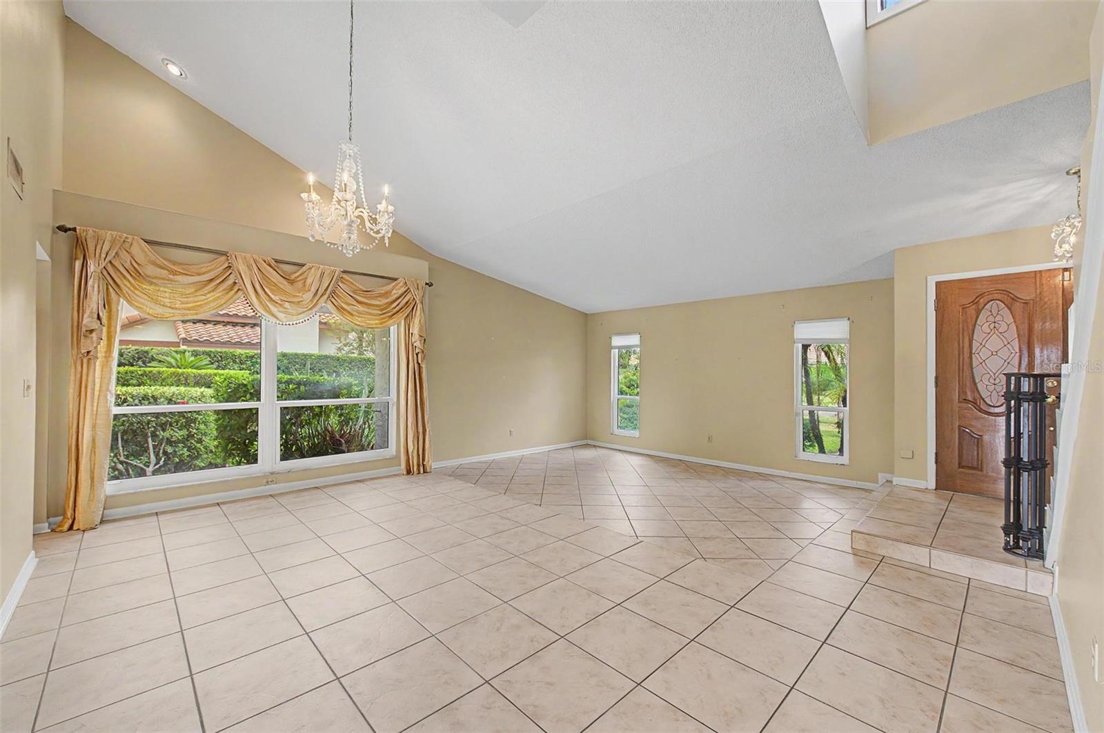 7011 Pelican Island Dr Property Photo 32