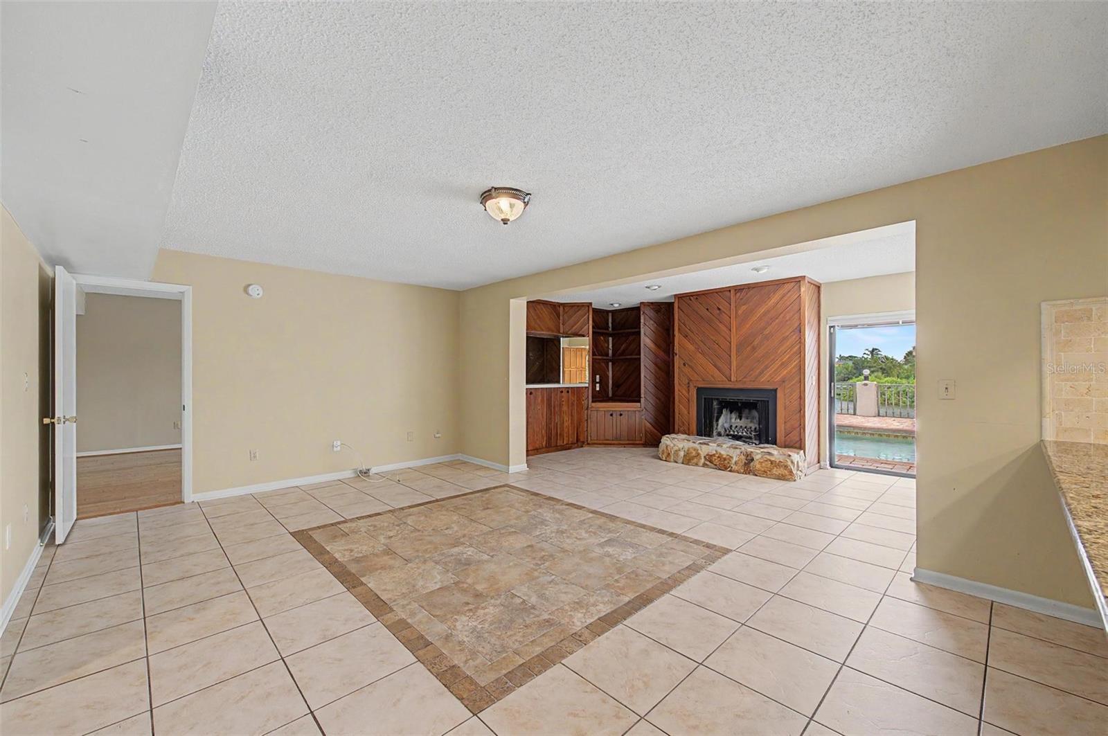 7011 Pelican Island Dr Property Photo 34