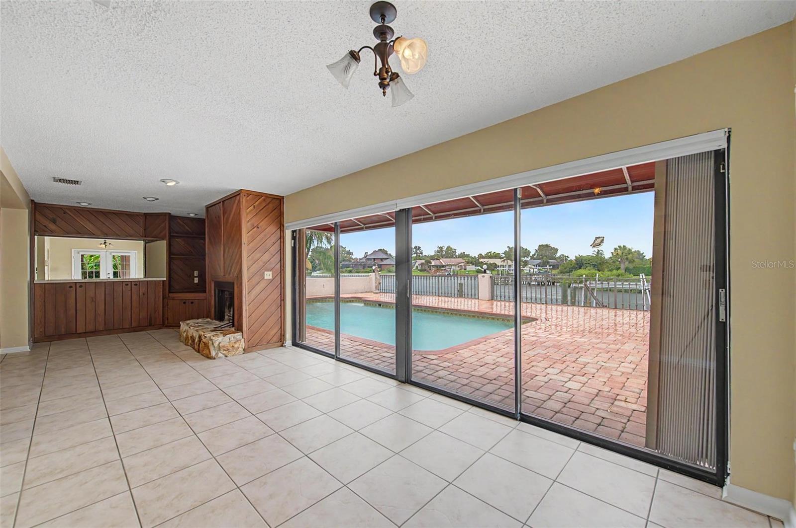 7011 Pelican Island Dr Property Photo 40