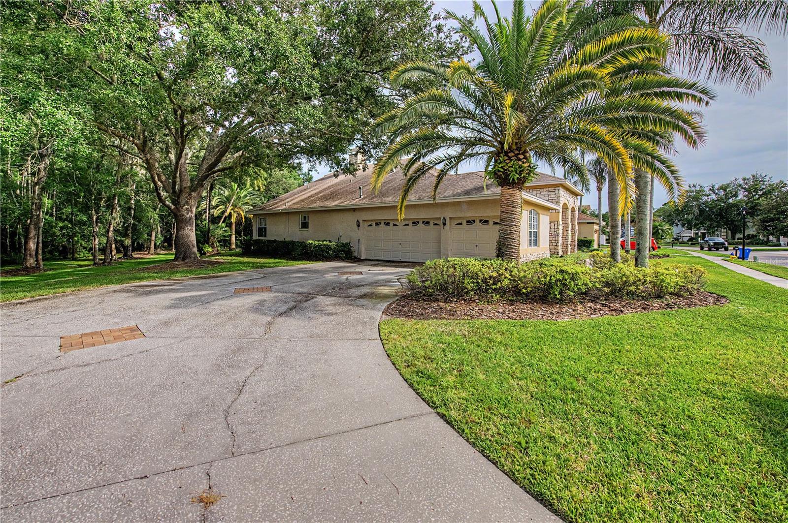 18615 Chemille Dr Property Photo 2