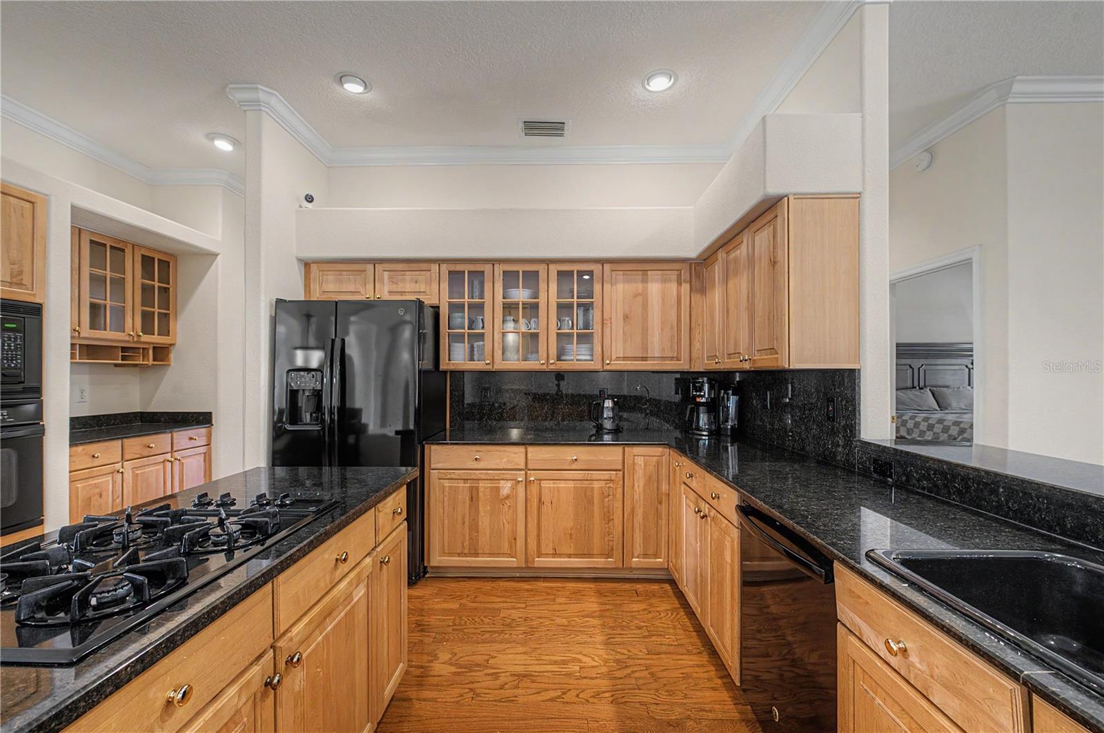 18615 Chemille Dr Property Photo 7
