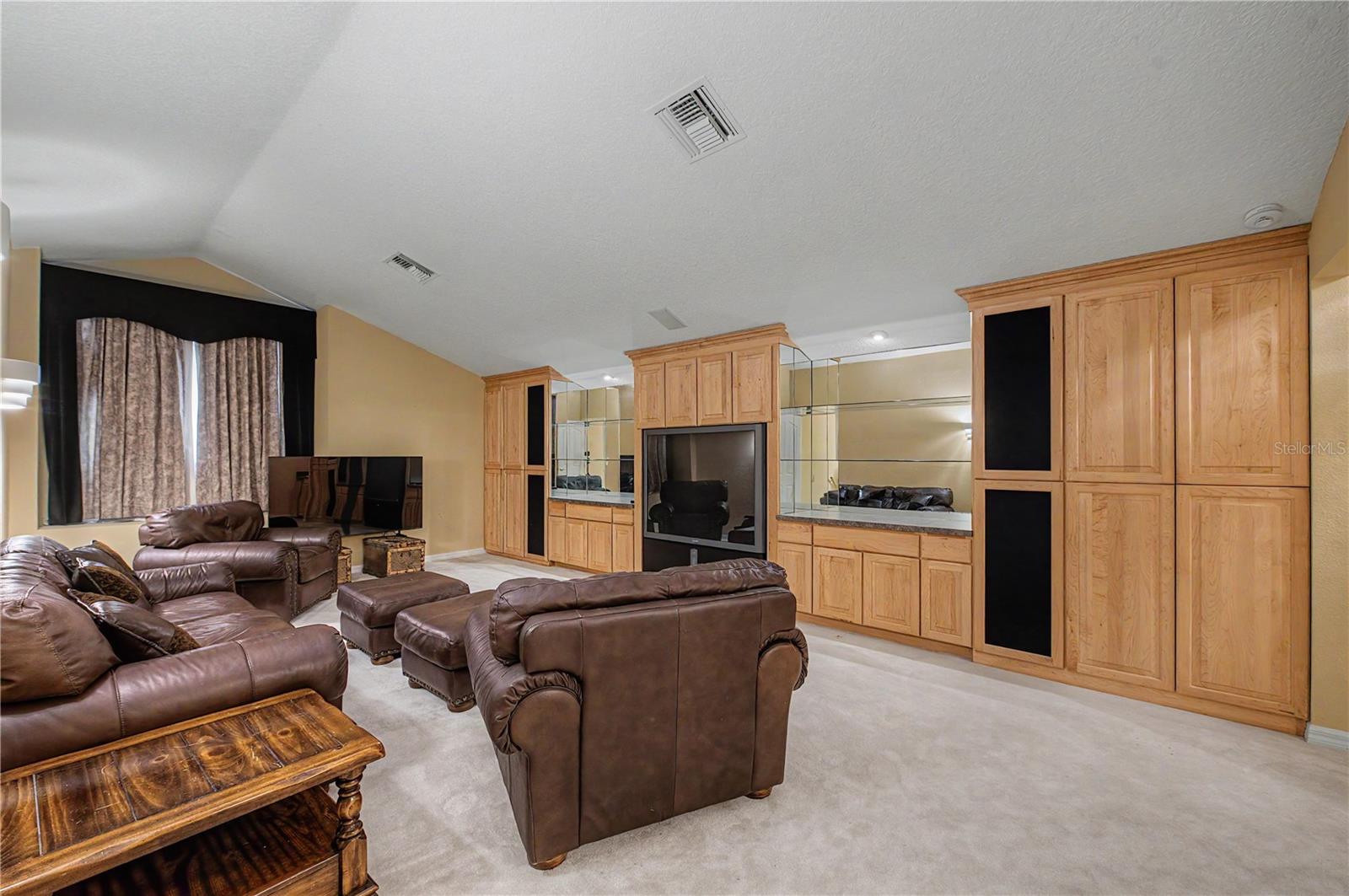 18615 Chemille Dr Property Photo 23