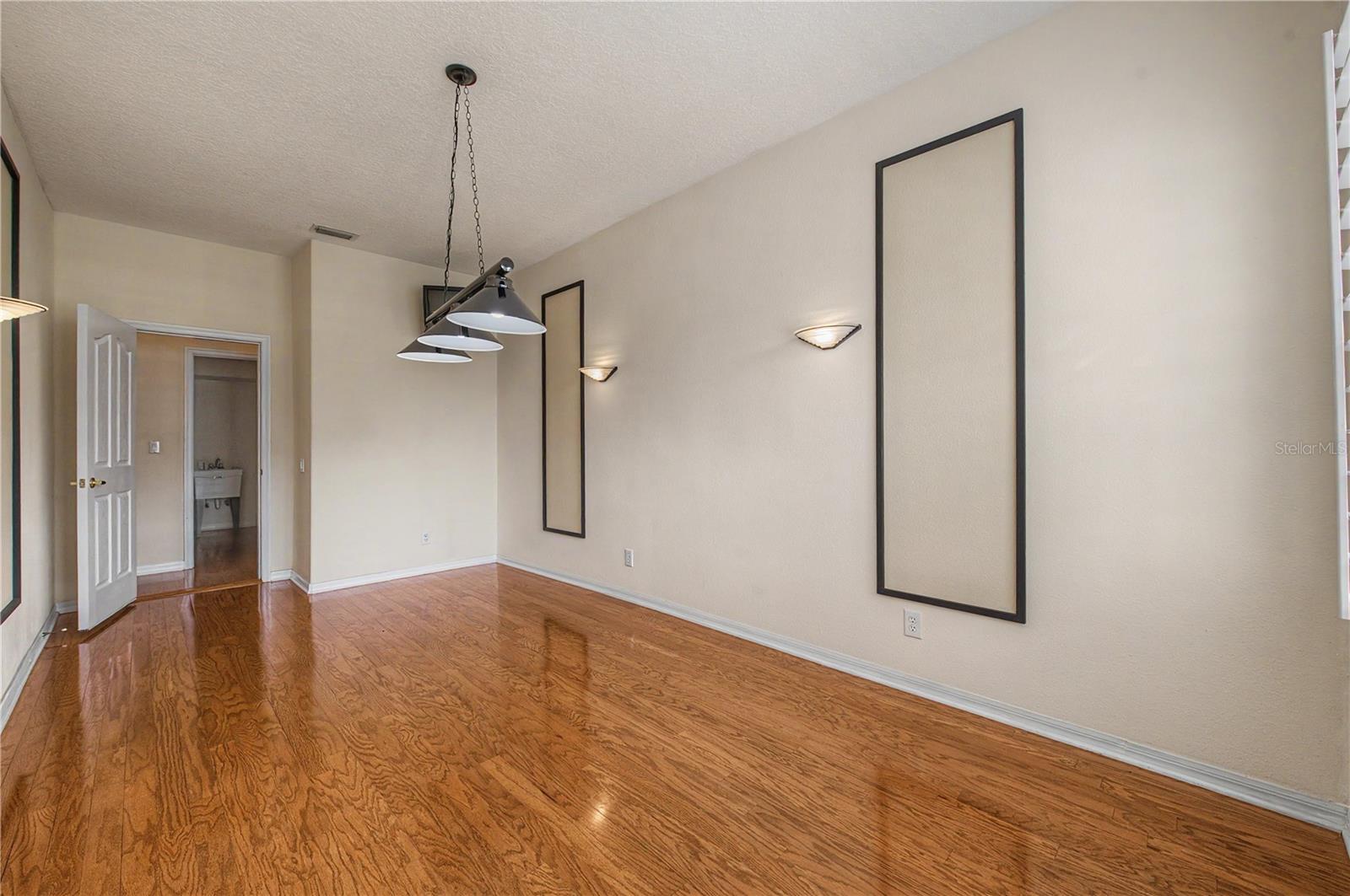 18615 Chemille Dr Property Photo 27