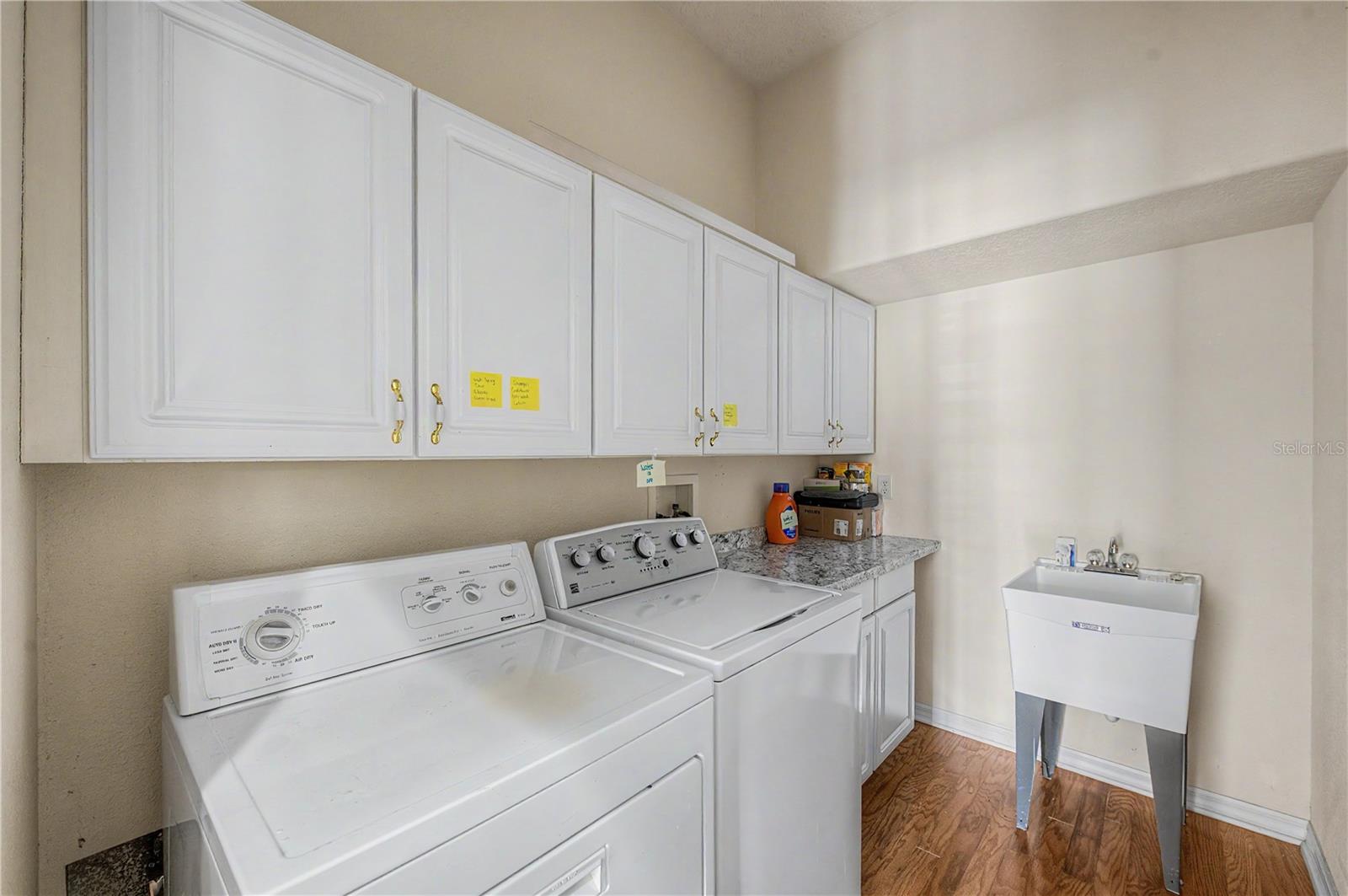 18615 Chemille Dr Property Photo 28