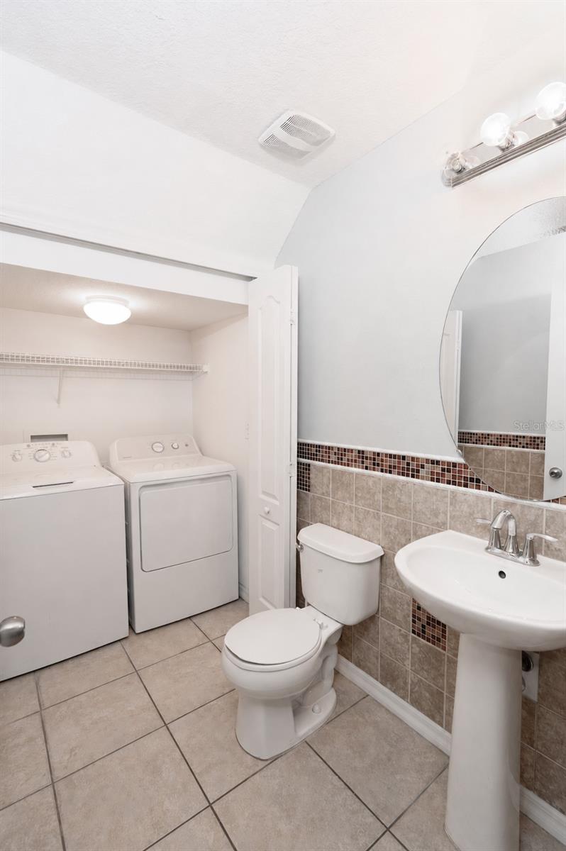 10928 Keys Gate Dr Property Photo 16