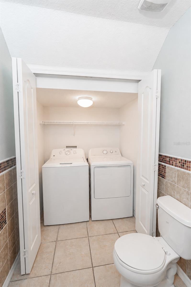 10928 Keys Gate Dr Property Photo 17