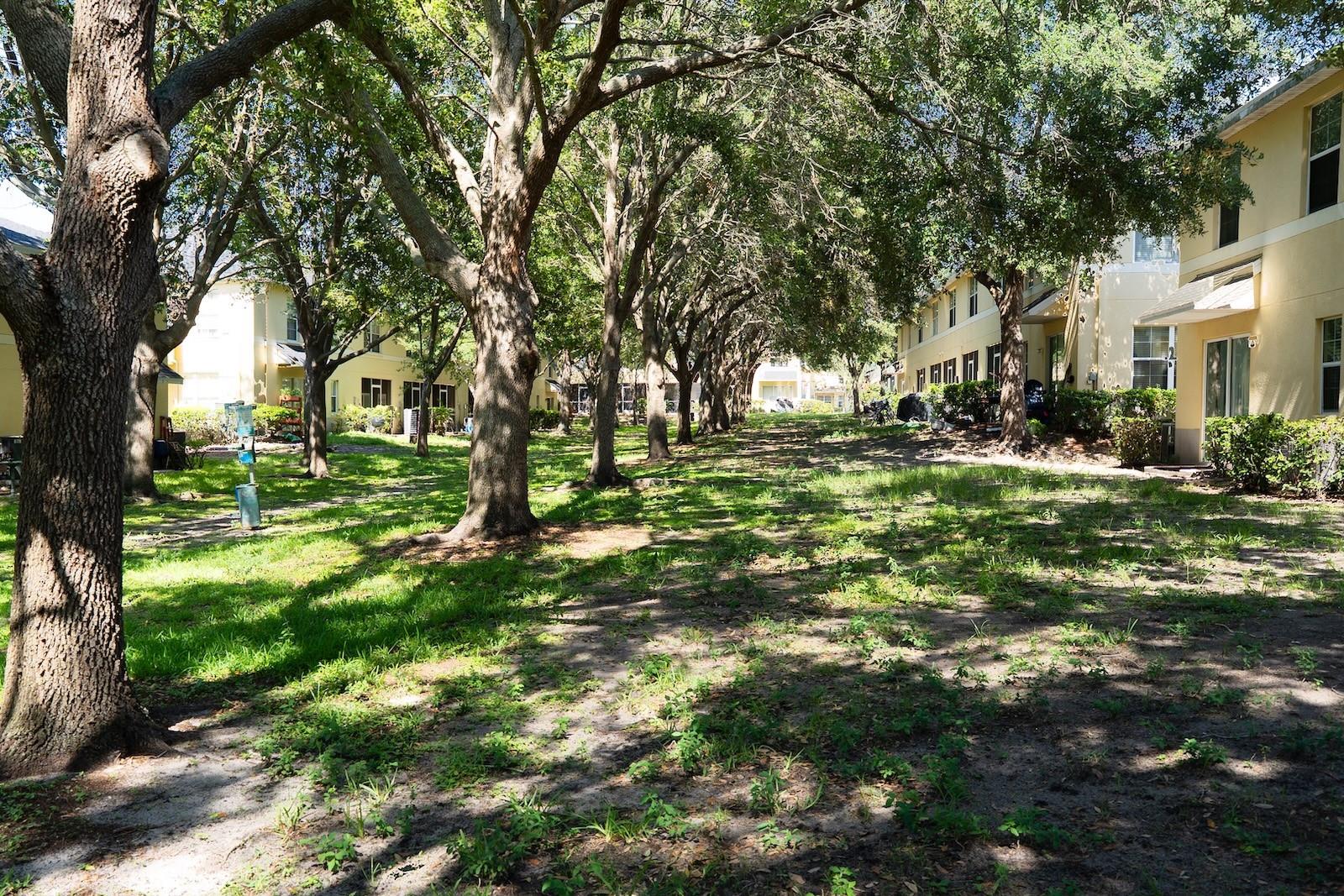 10928 Keys Gate Dr Property Photo 47