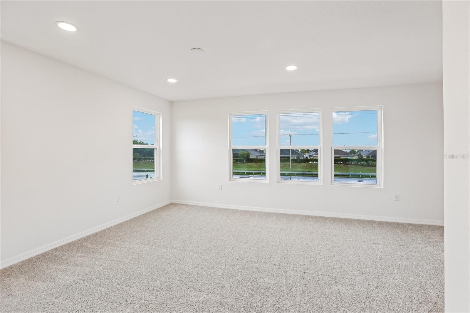 6876 Holcombe Down Dr Property Photo 17