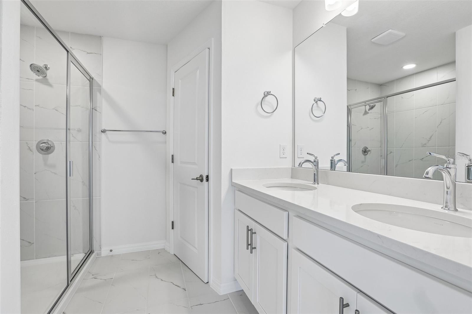6876 Holcombe Down Dr Property Photo 18