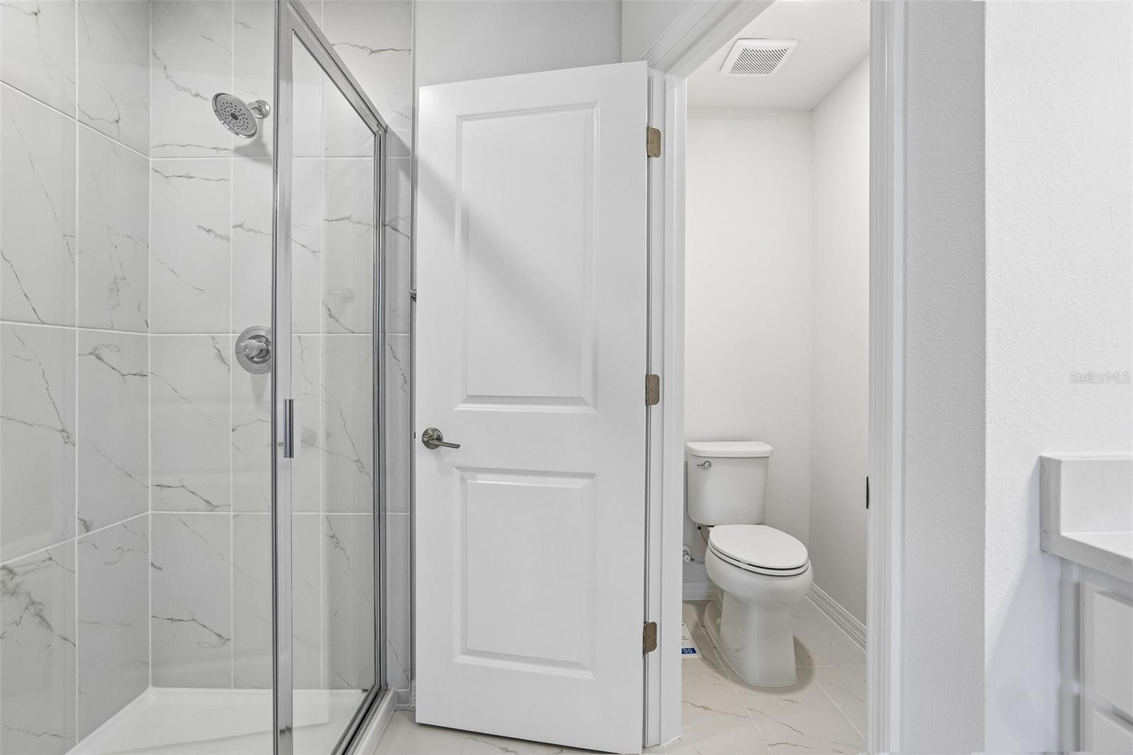 6876 Holcombe Down Dr Property Photo 19