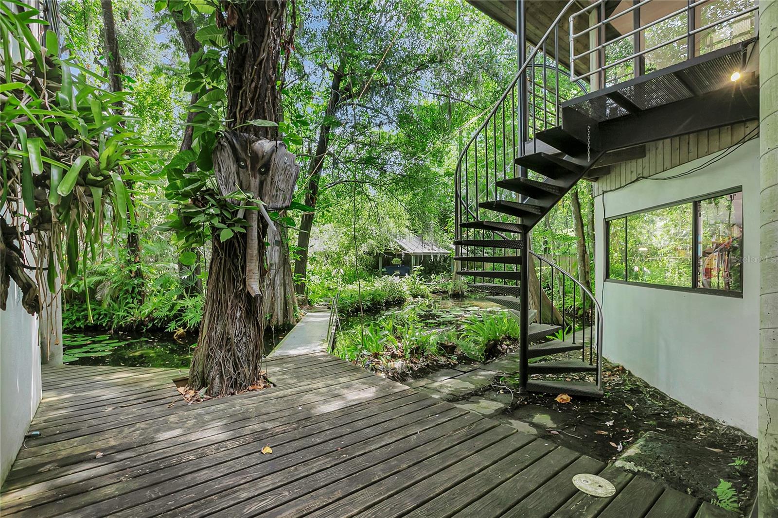 312 S Riverhills Dr Property Photo 93