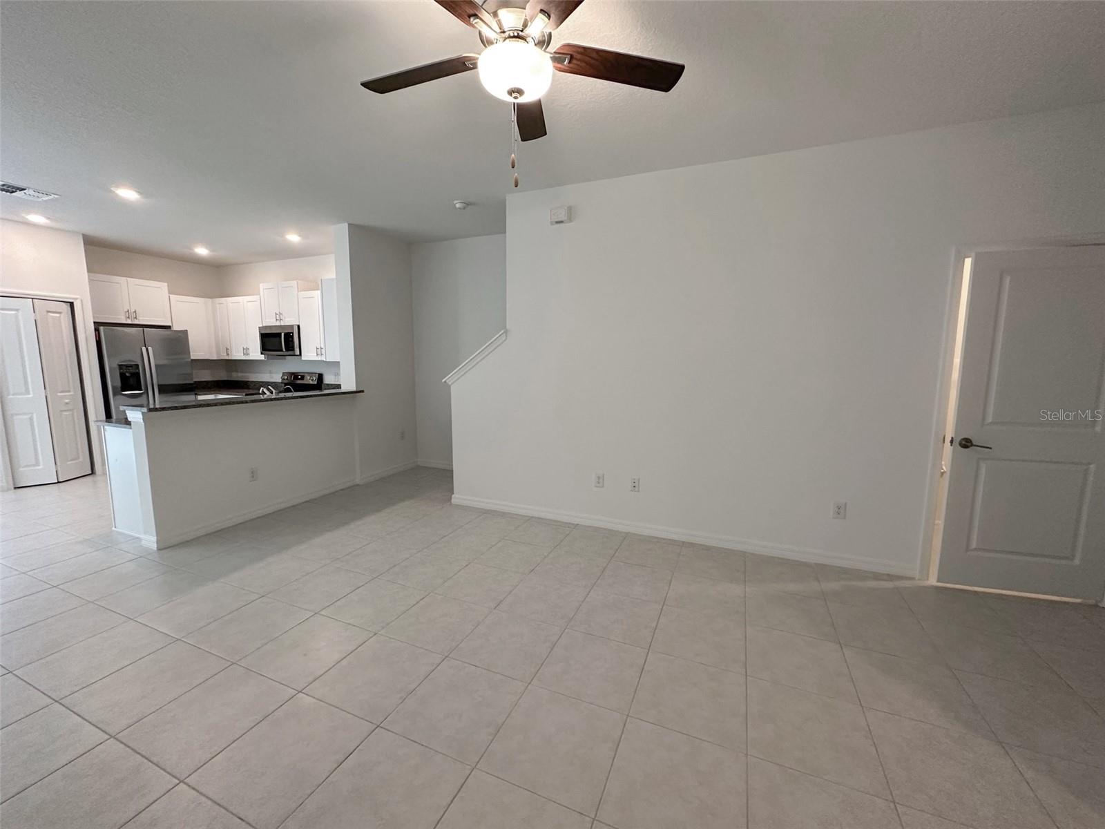 TB8519226 Property Photo 6