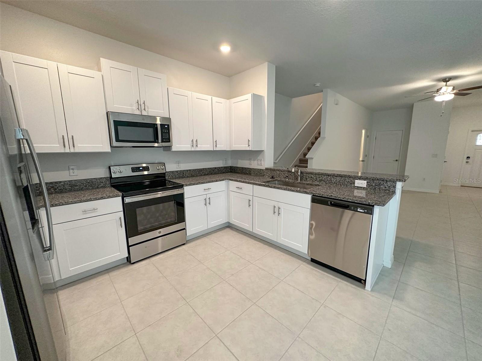 TB8519226 Property Photo 12