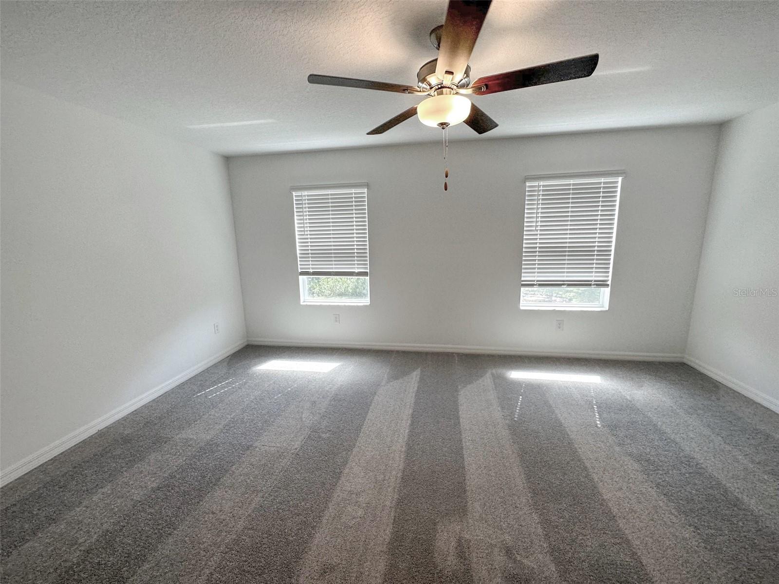 TB8519226 Property Photo 41