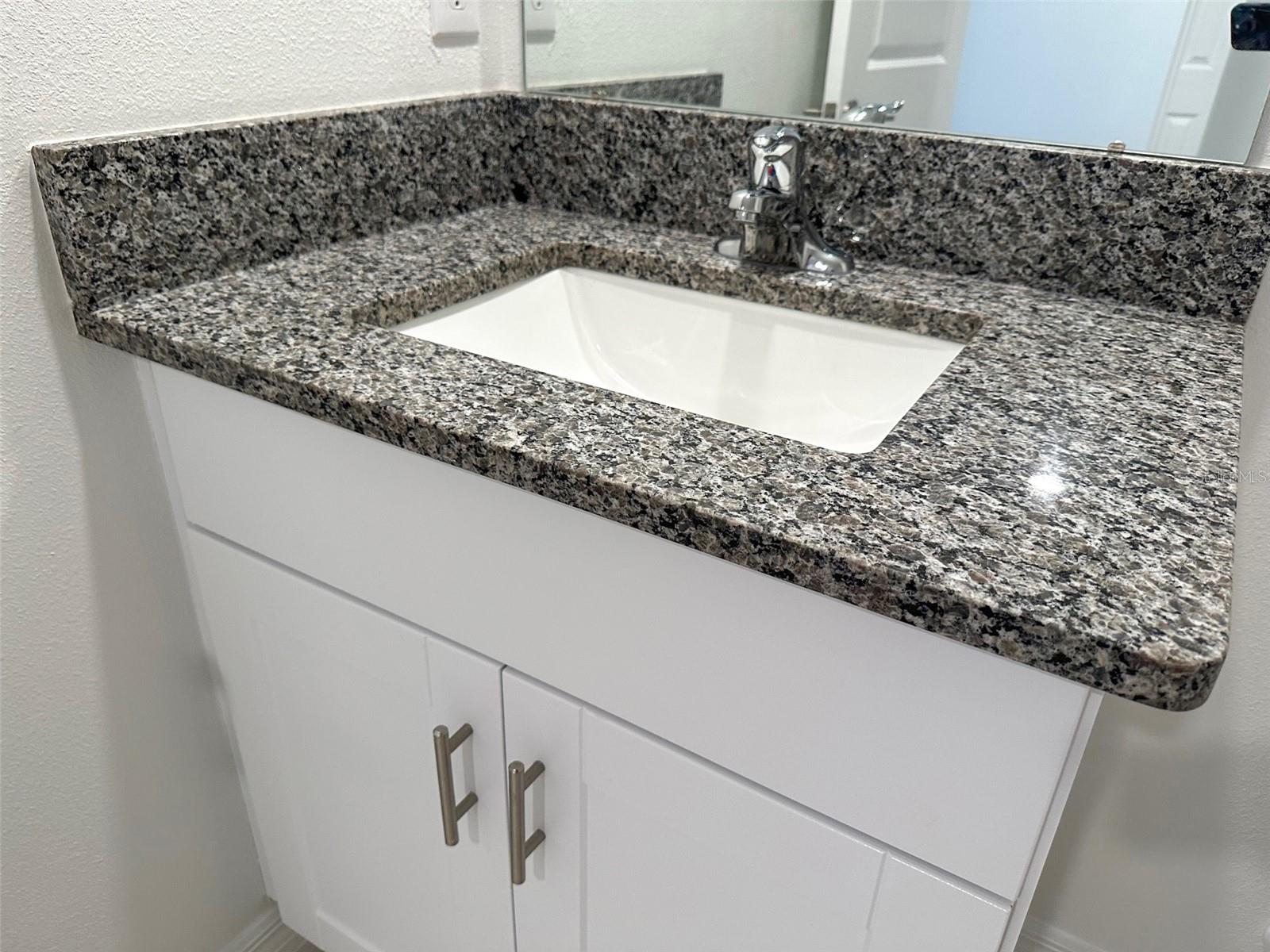 TB8519226 Property Photo 61