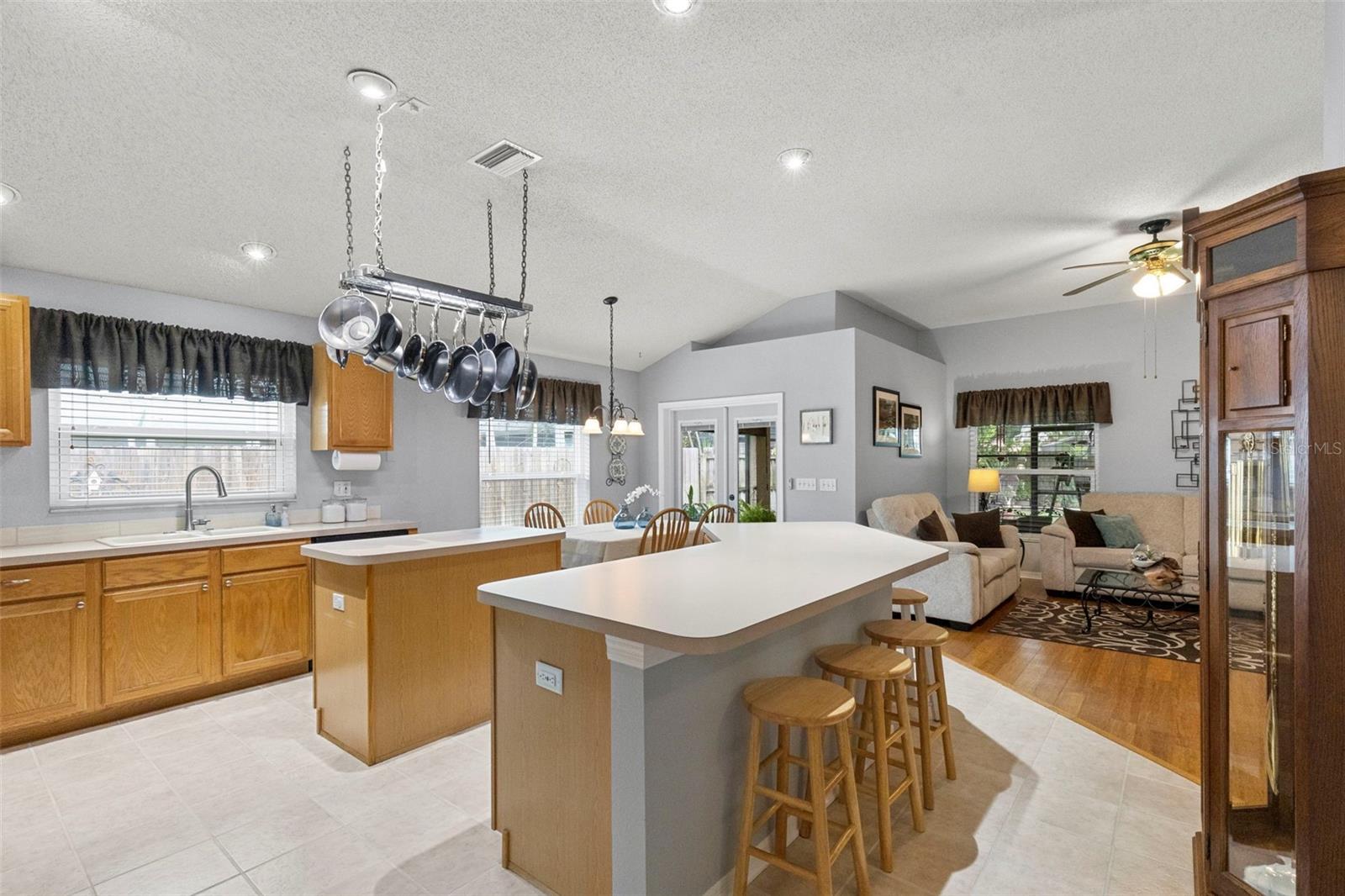 1552 Scotch Pine Dr Property Photo 2