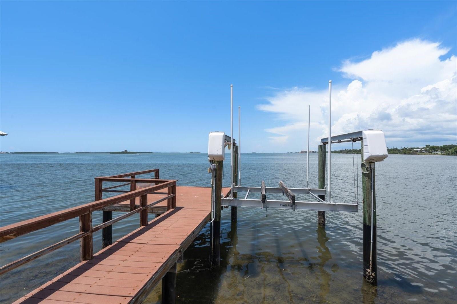 1854 Venetian Point Dr Property Photo 24