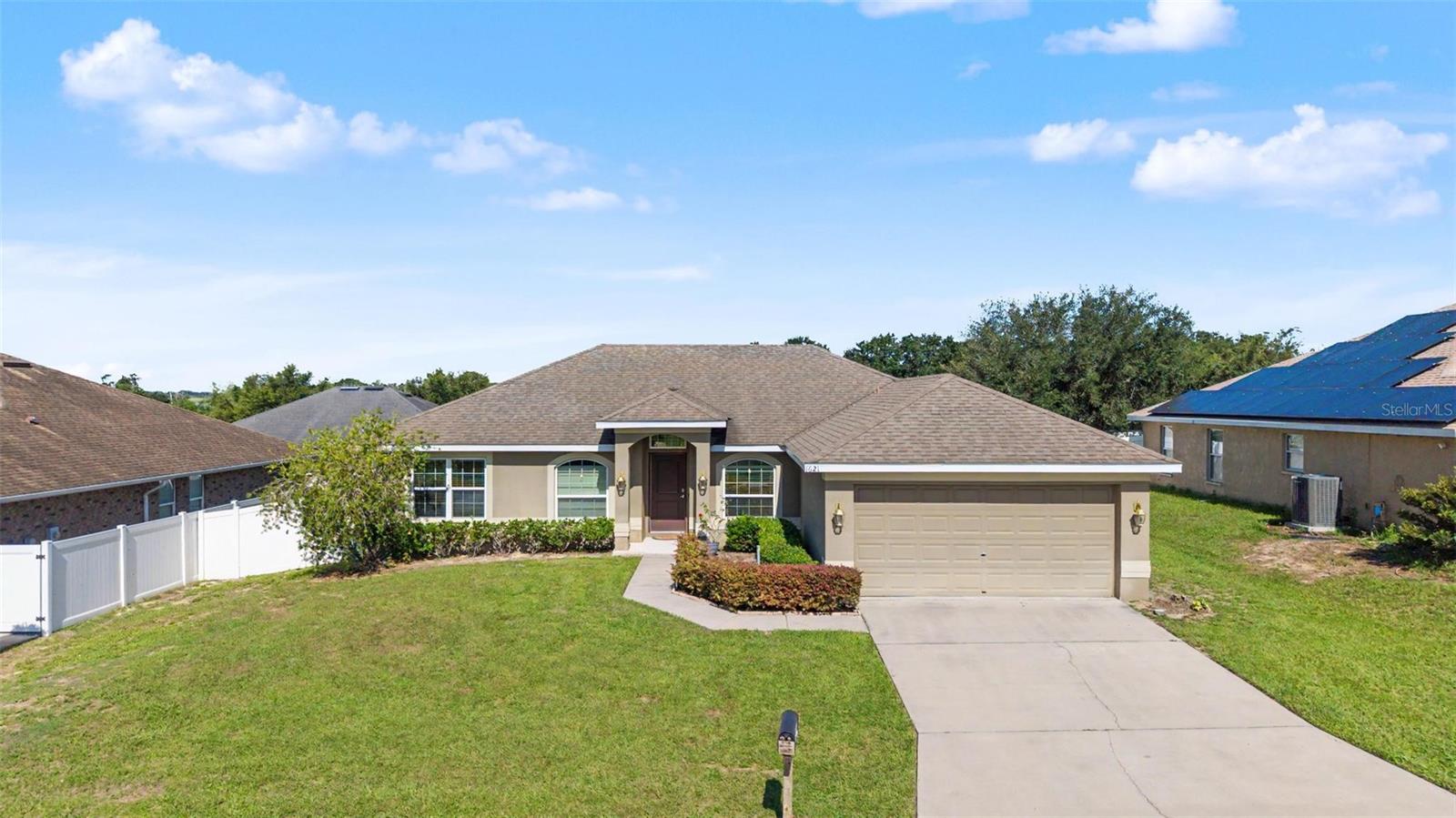 1621 Doves View Cir Property Photo 1