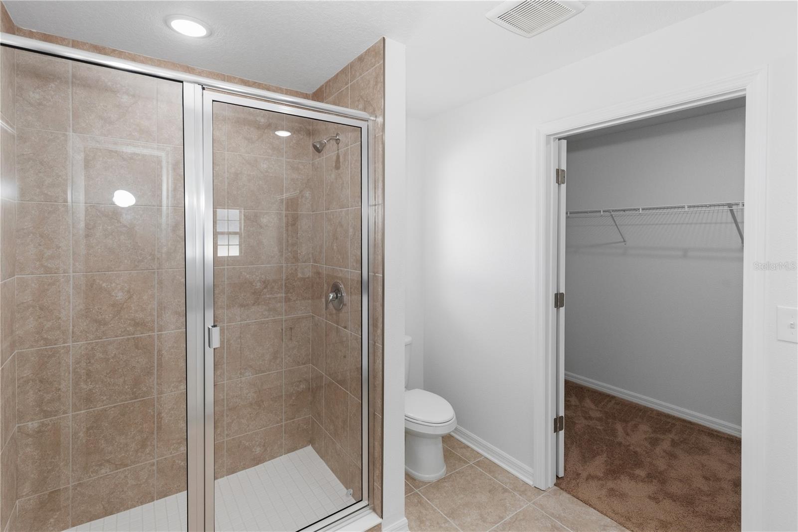 906 7th St Property Photo 12