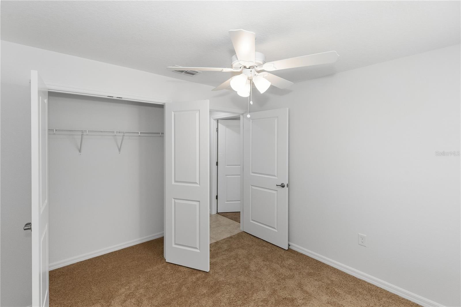 906 7th St Property Photo 18