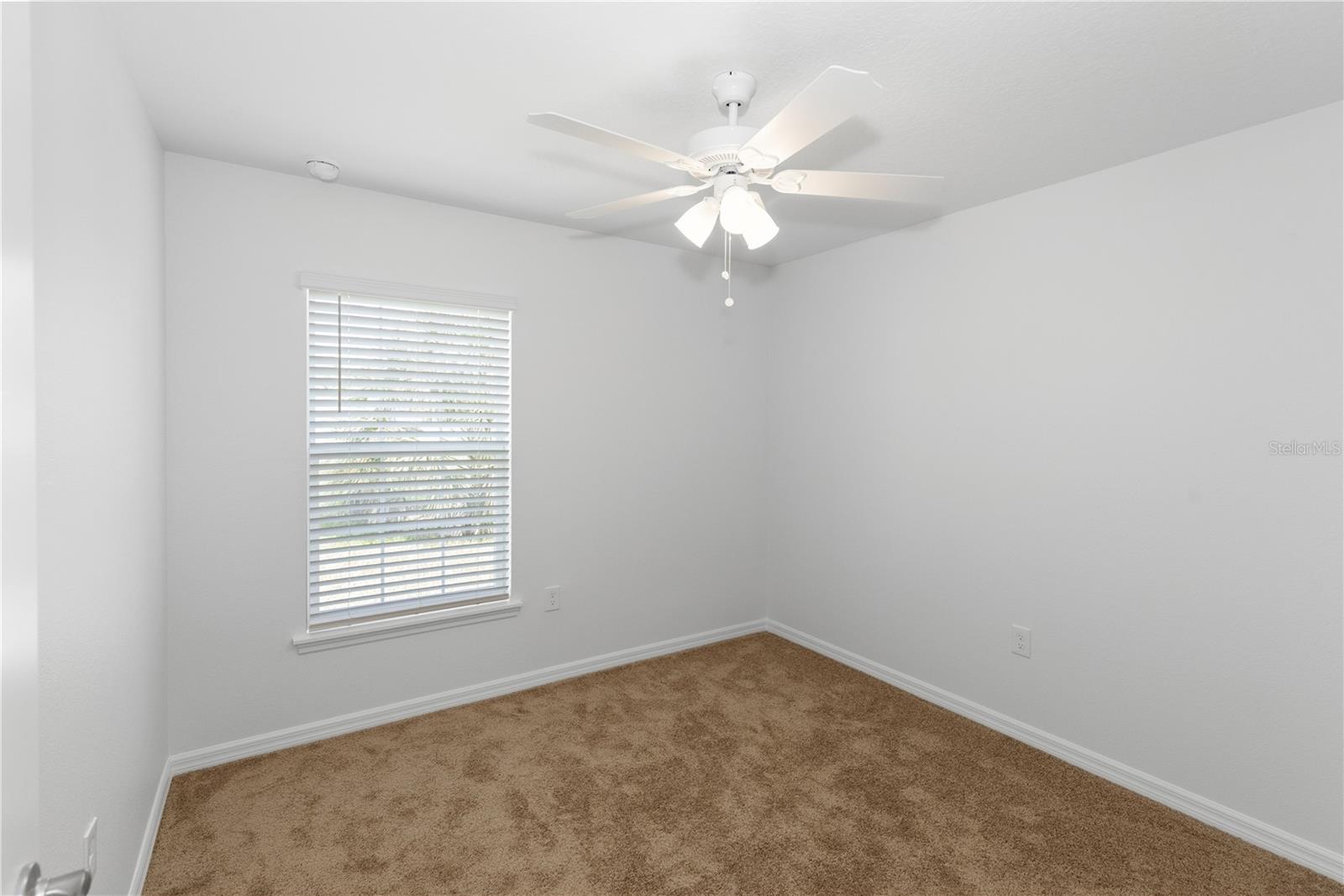 906 7th St Property Photo 21