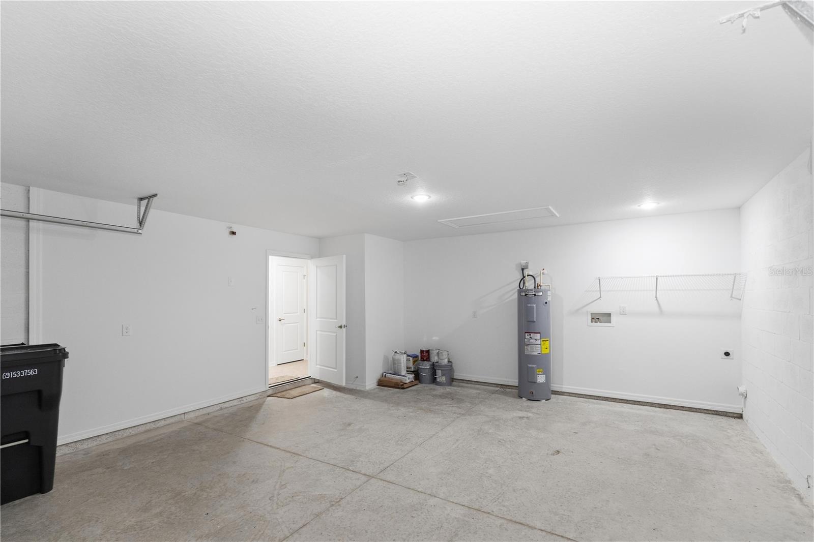 906 7th St Property Photo 24