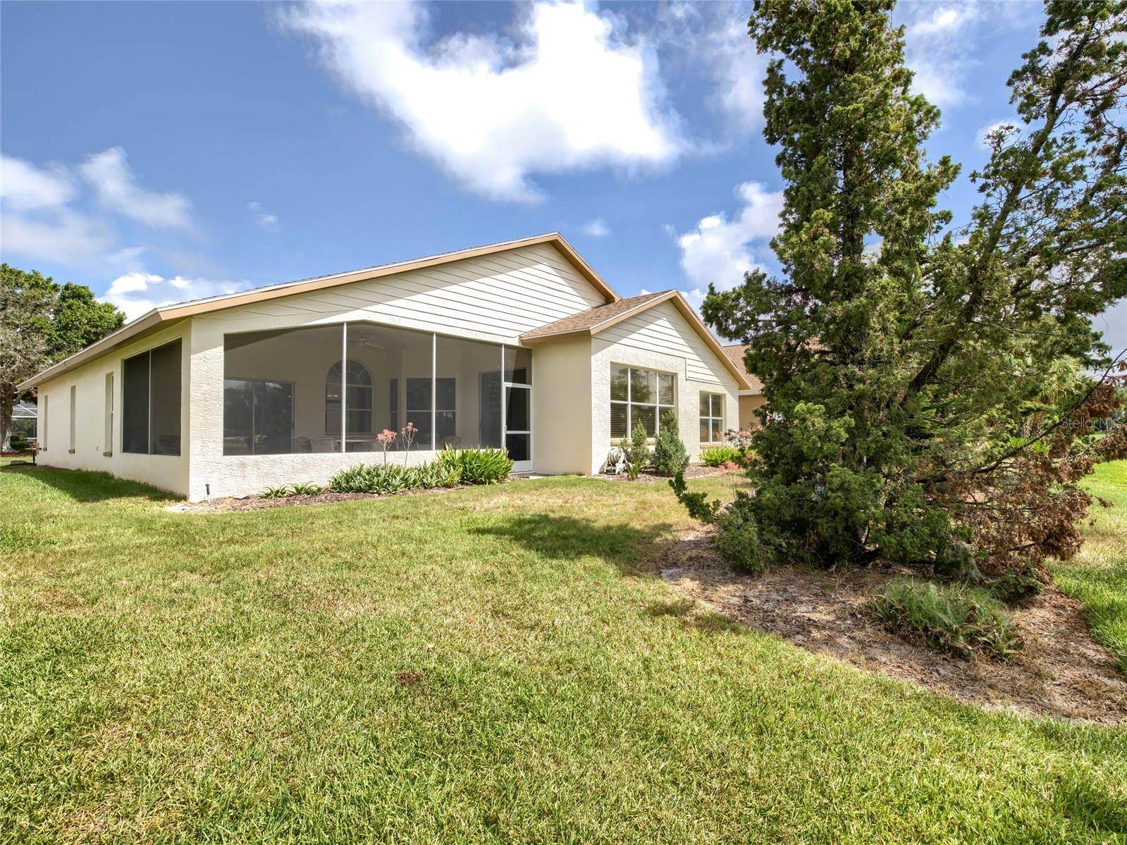11228 Windrush Cir Property Photo 15