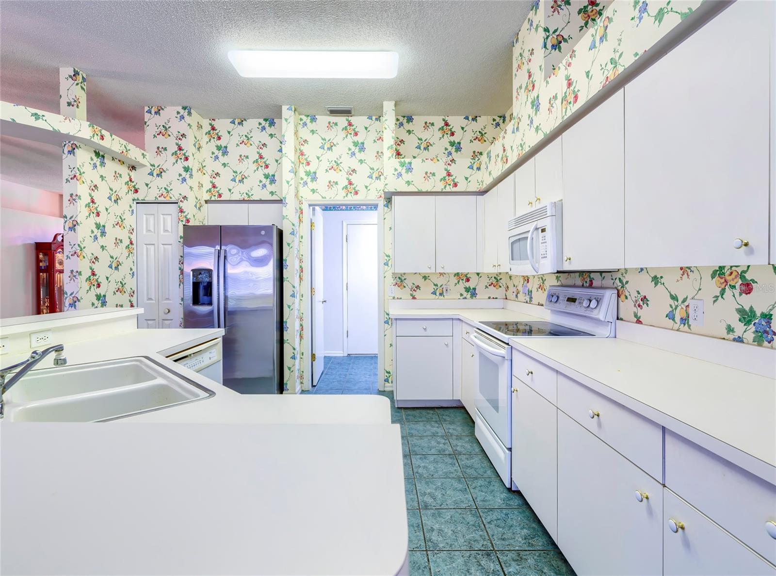 11228 Windrush Cir Property Photo 22