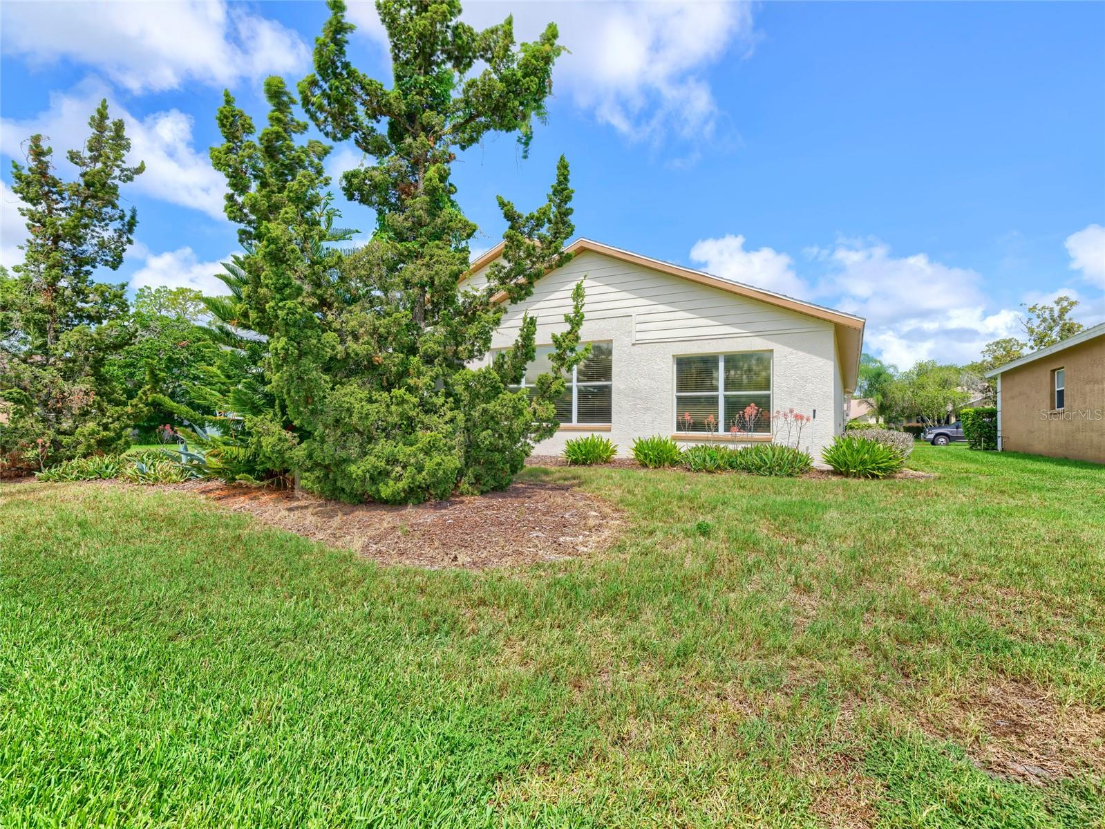 11228 Windrush Cir Property Photo 37