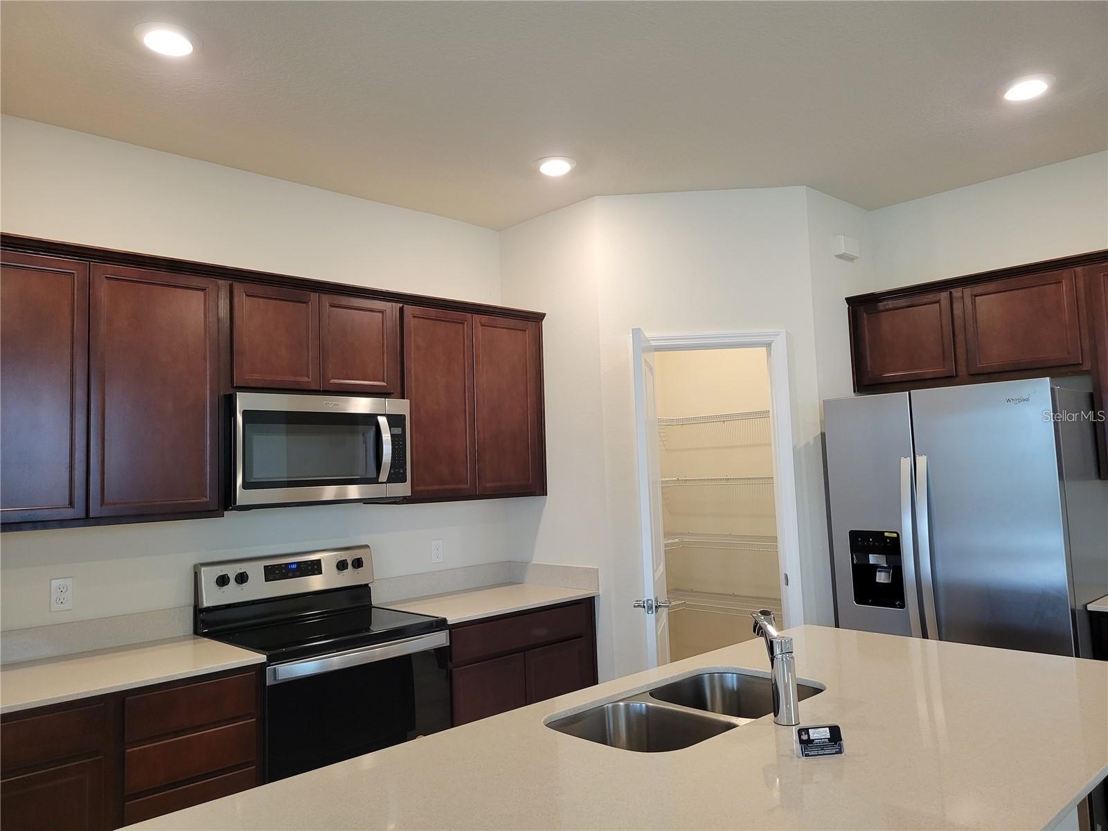 2713 Franklin Rd Property Photo 5