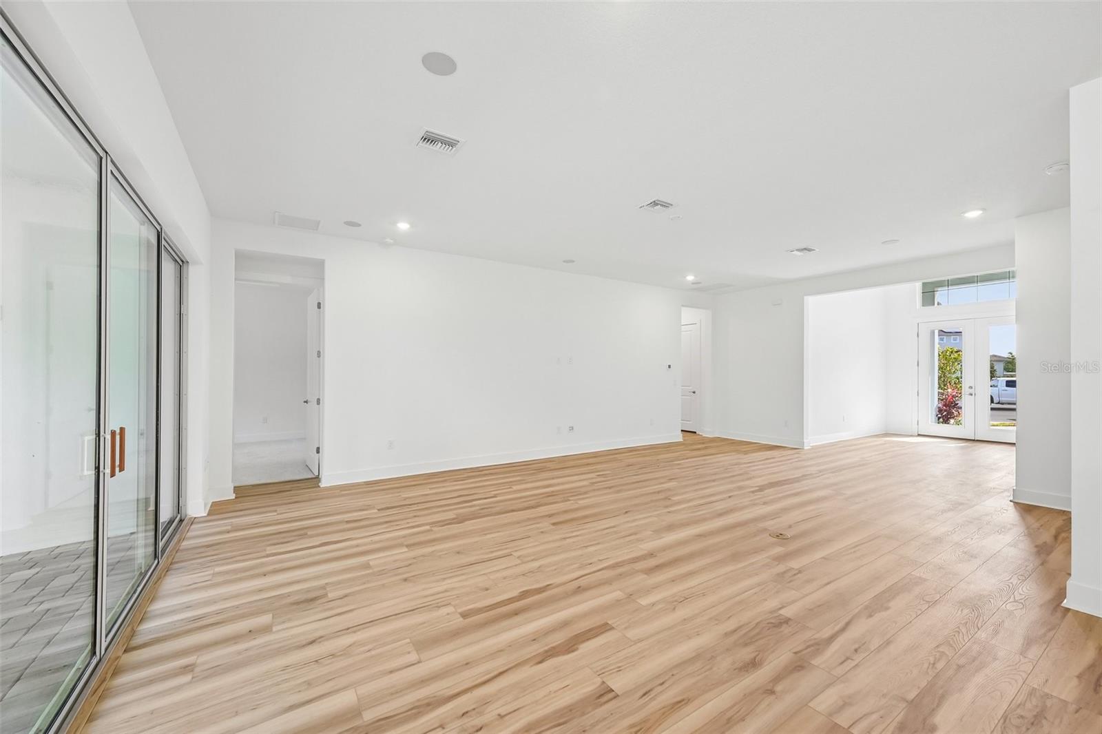 12231 White Blossom Ct Property Photo 6