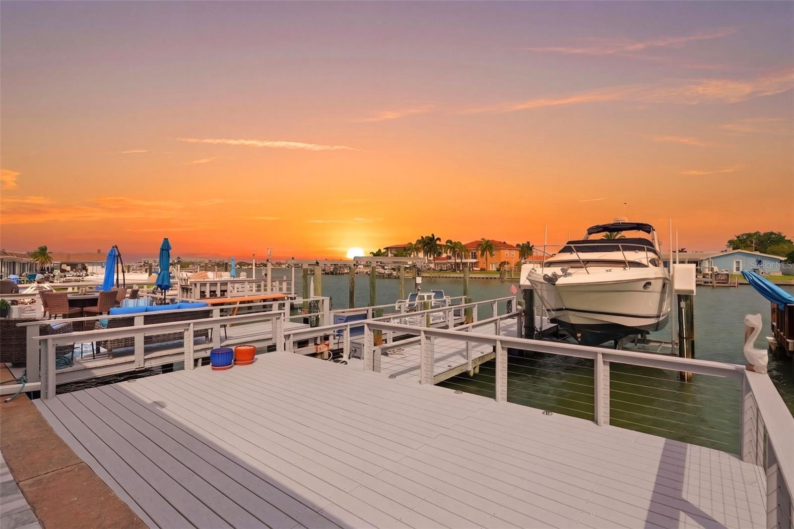 573 Boca Ciega Point Blvd N Property Photo 1