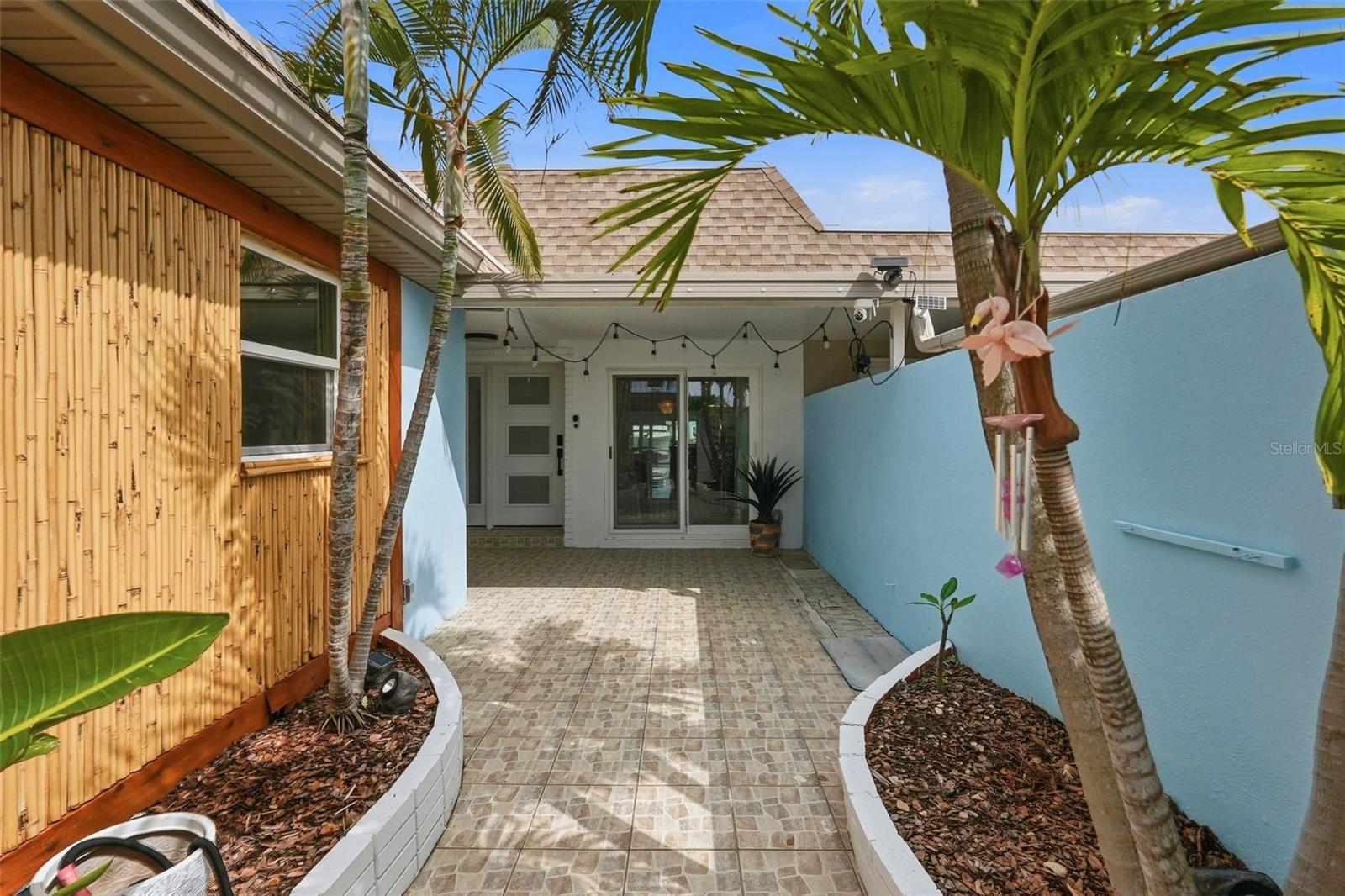573 Boca Ciega Point Blvd N Property Photo 4