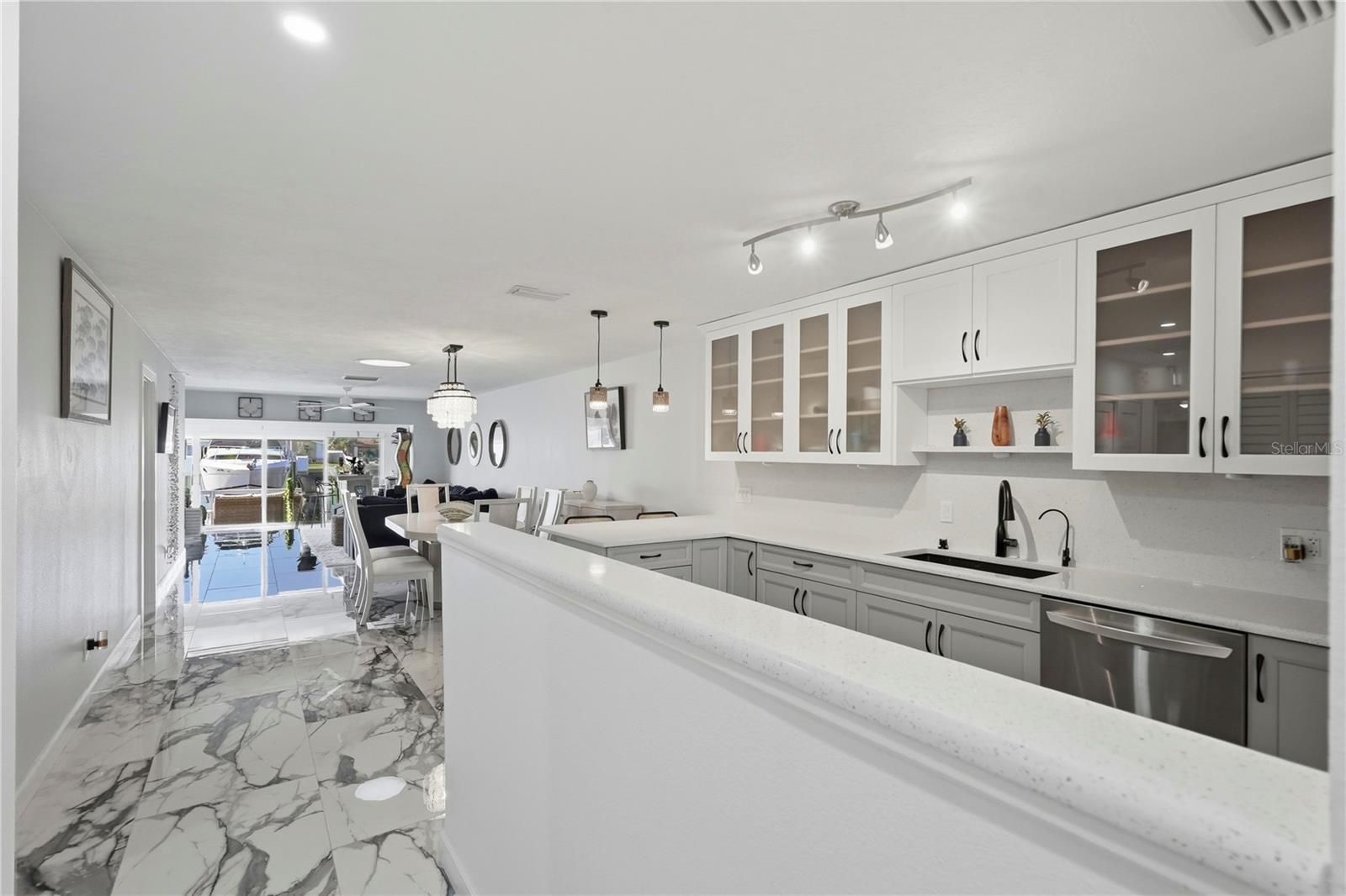 573 Boca Ciega Point Blvd N Property Photo 8