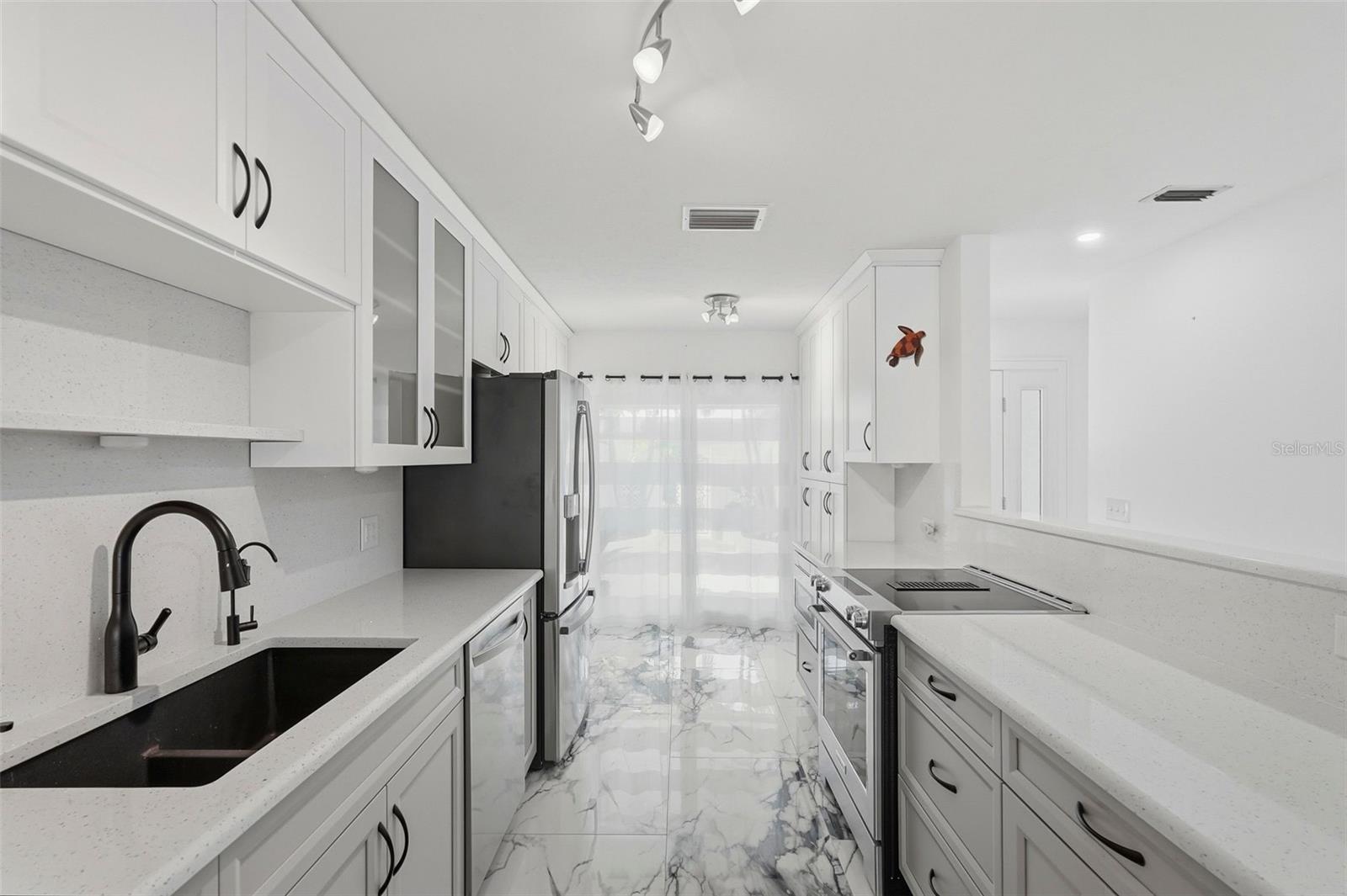 573 Boca Ciega Point Blvd N Property Photo 14