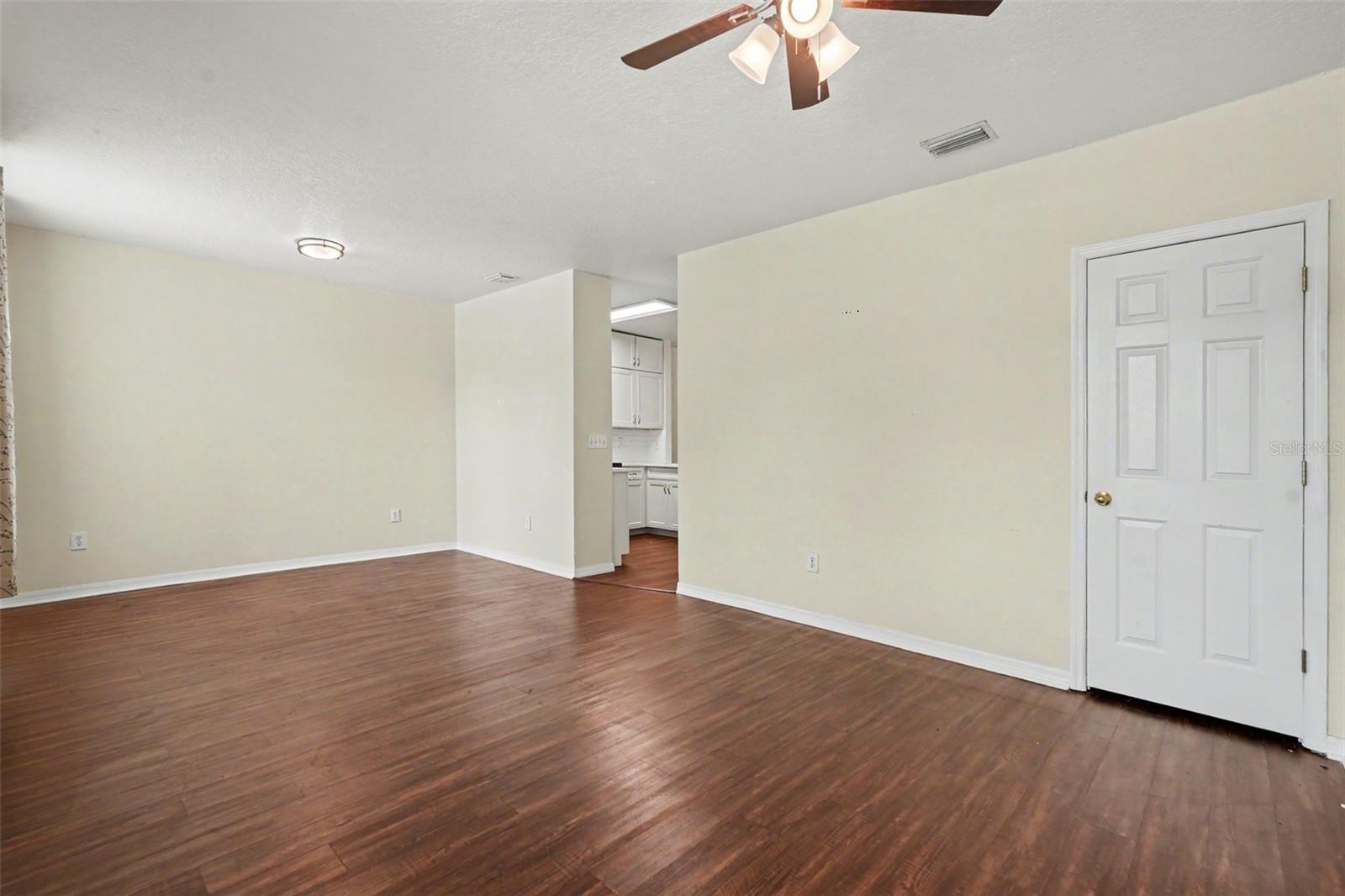 30153 Barnaby Ln Property Photo 8