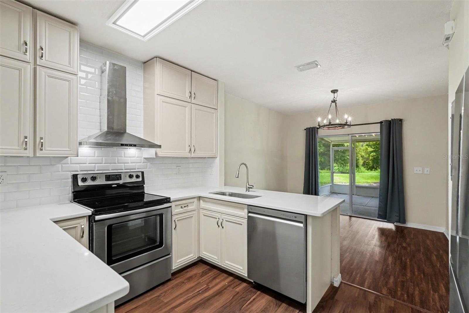 30153 Barnaby Ln Property Photo 15
