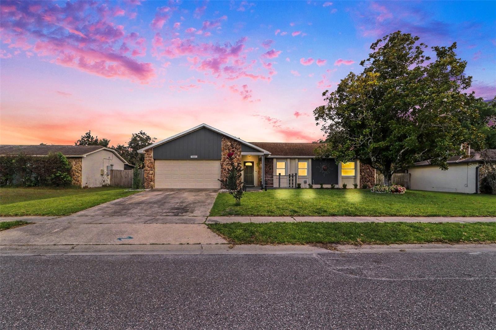 3641 Hawthorne Ln Property Photo 1
