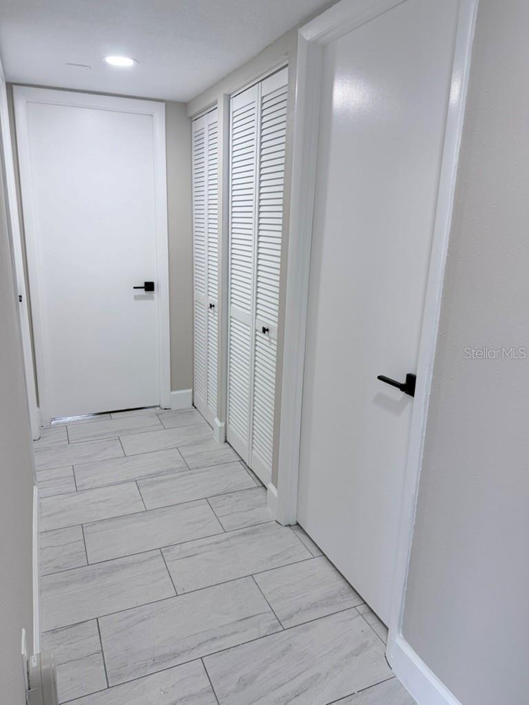 3300 Cove Cay Dr #2a Property Photo 3
