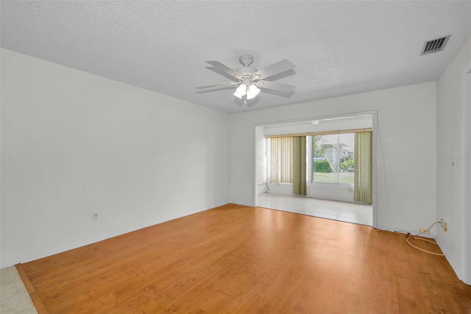 3819 Teeside Dr Property Photo 2