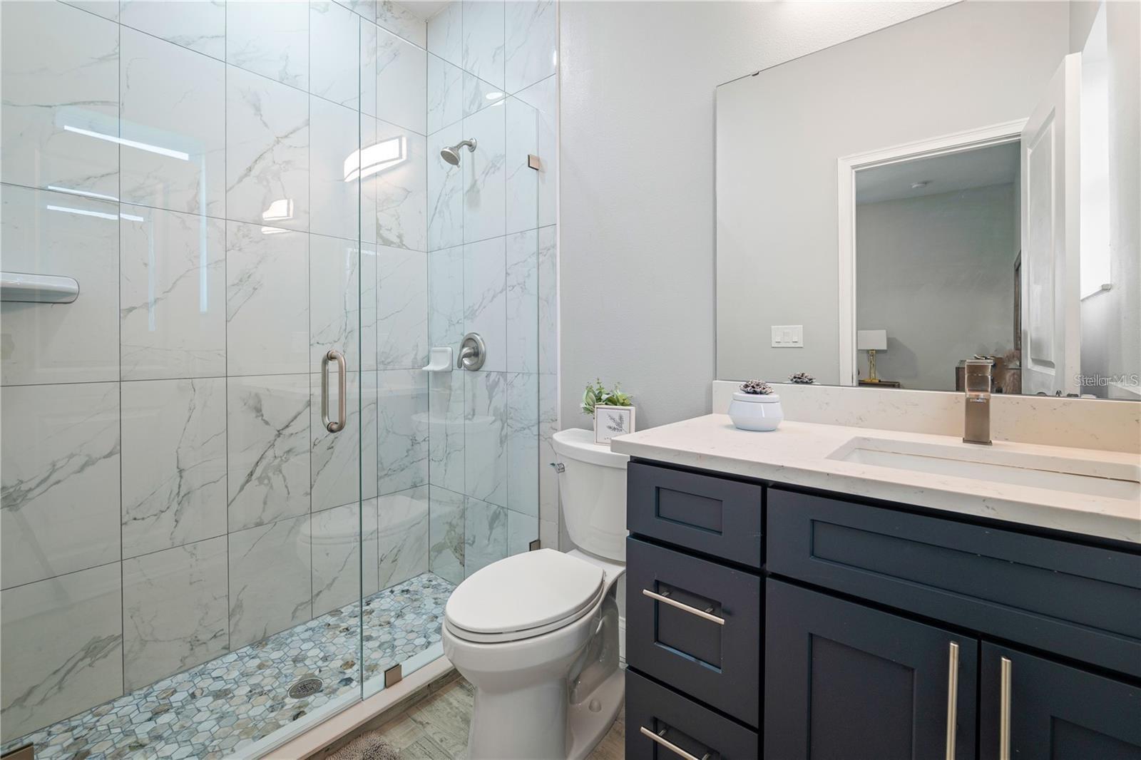 2617 W Saint Joseph St #2 Property Photo 10