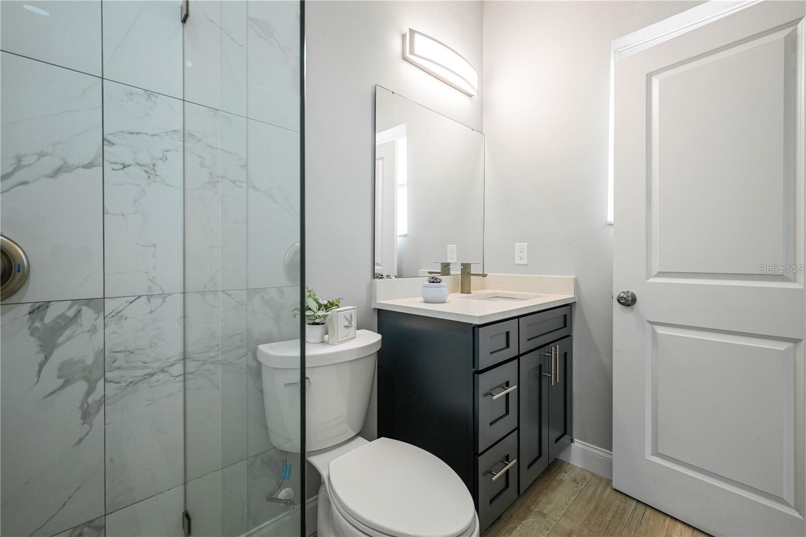 2617 W Saint Joseph St #2 Property Photo 11