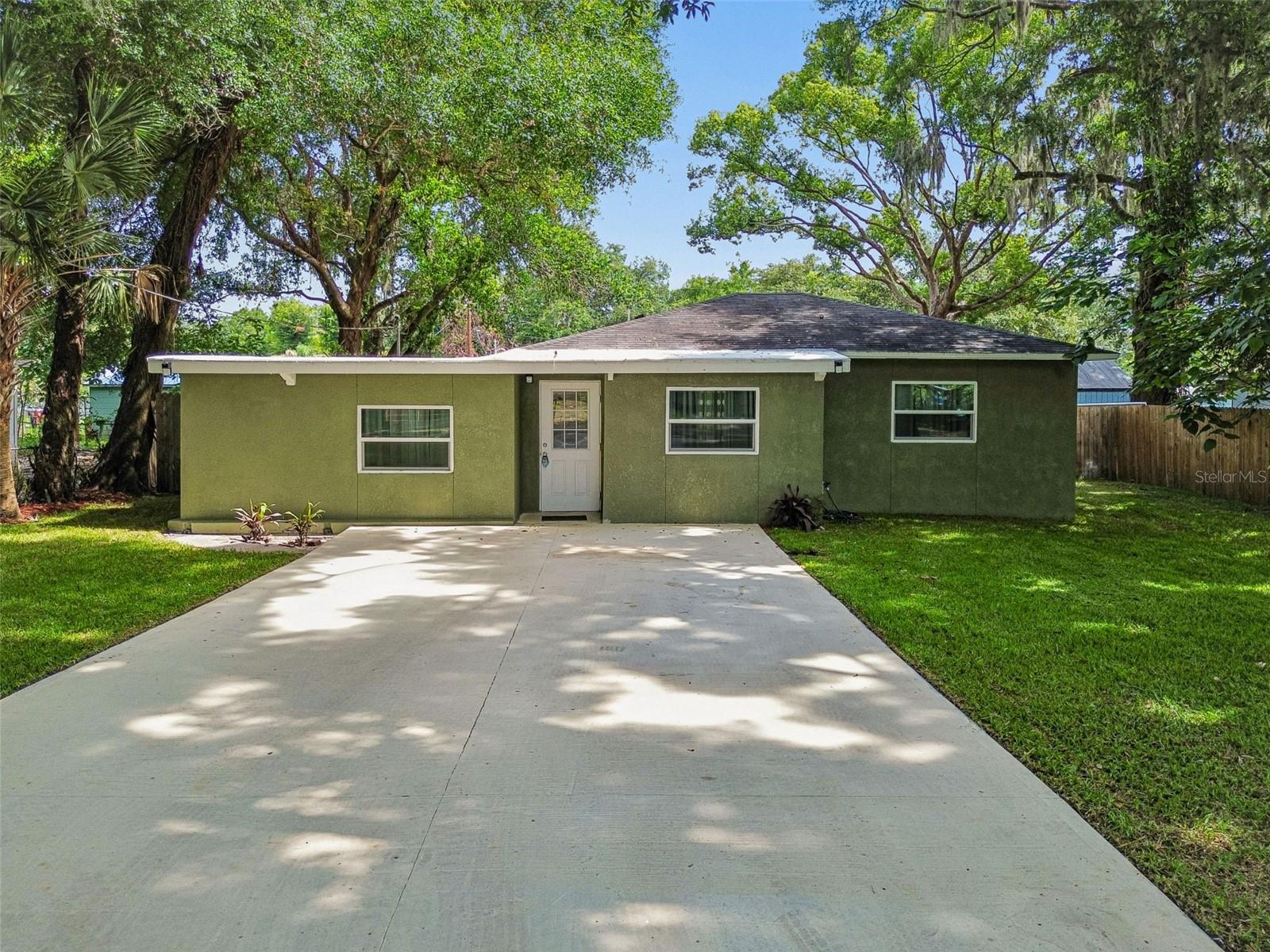 804 VALENCIA RD