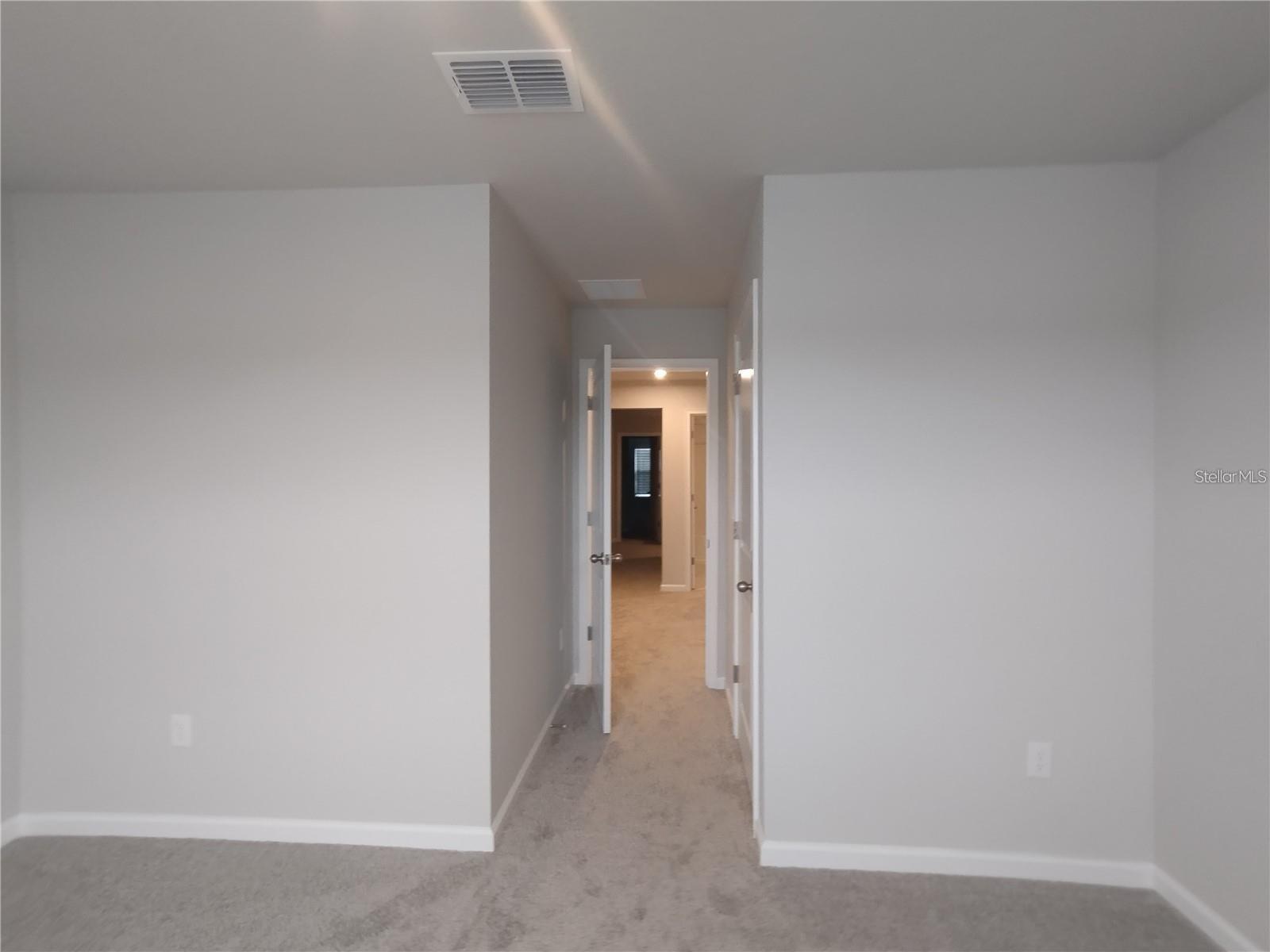 26010 Woven Wicker Bnd Property Photo 20