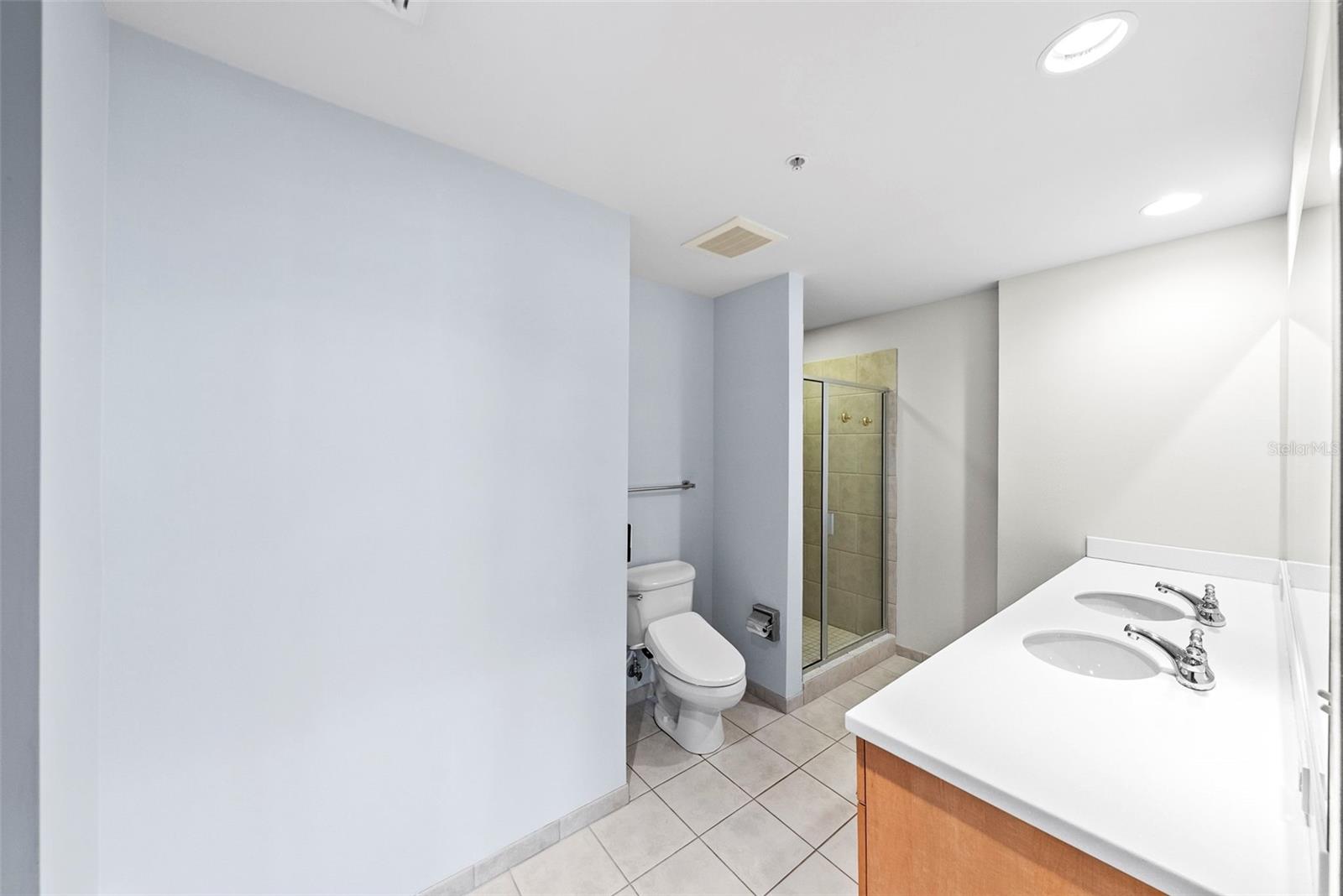1120 E Kennedy Blvd #618 Property Photo 16