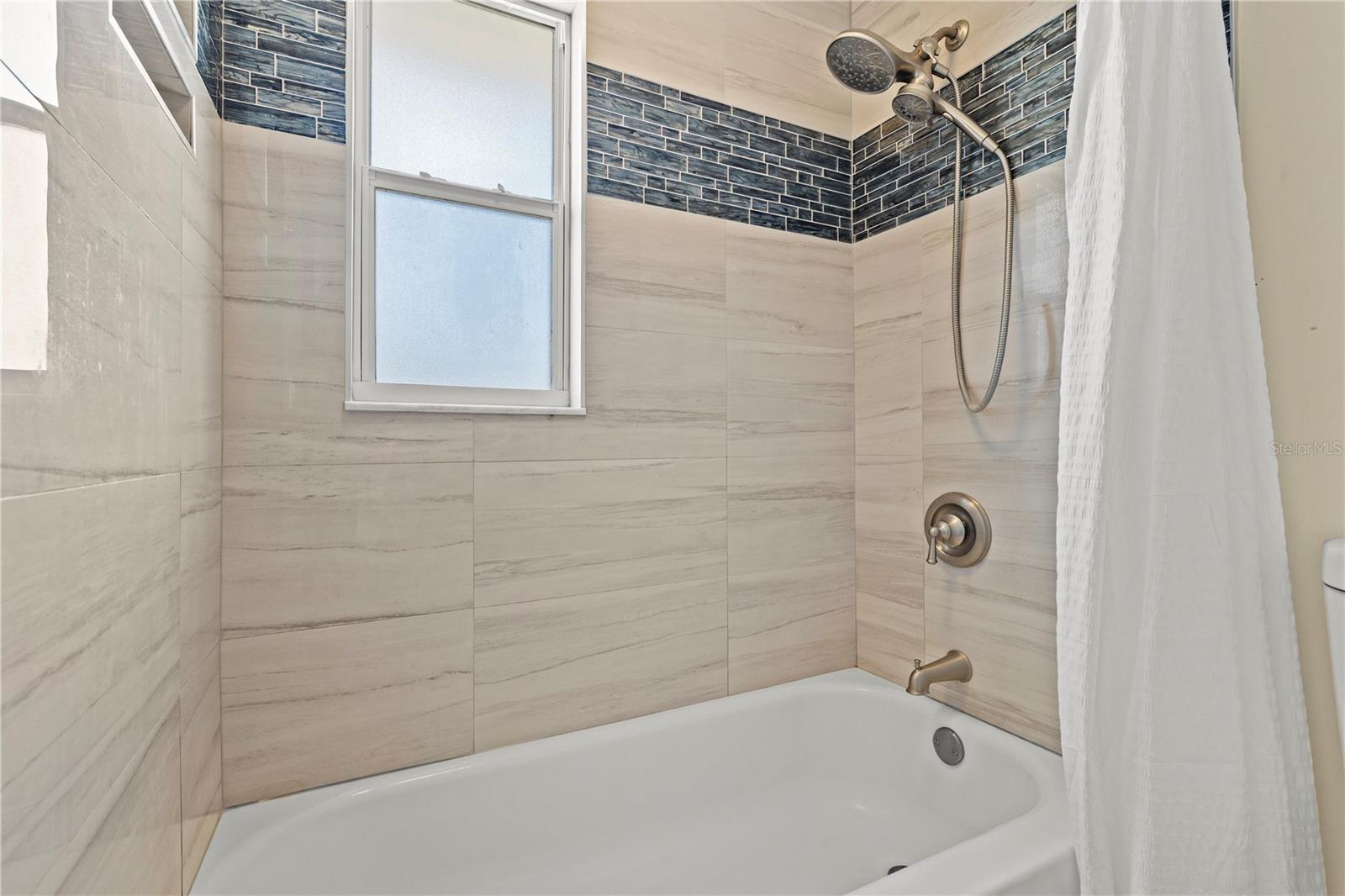 3153 Carlos Dr Property Photo 22