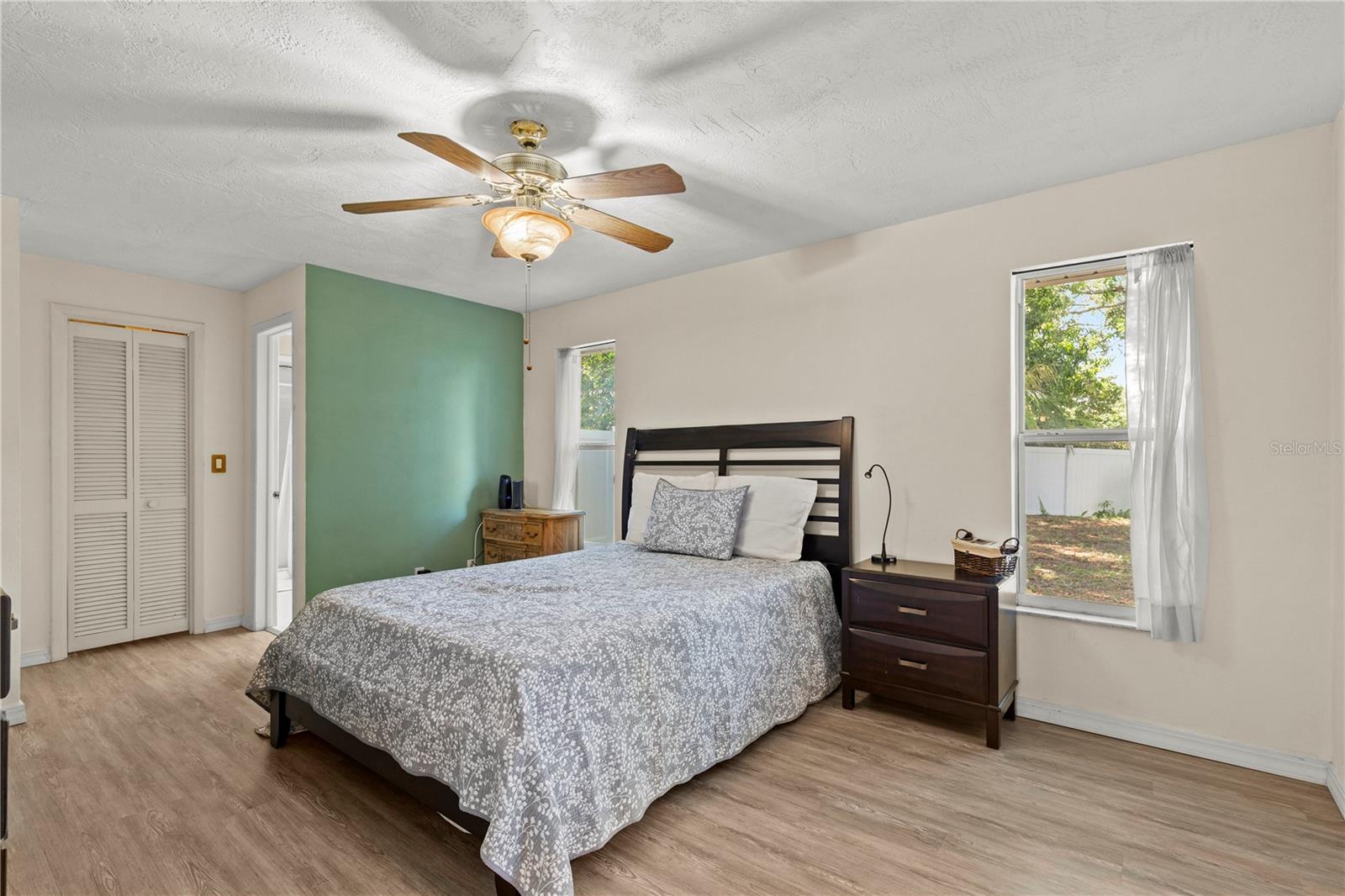 3153 Carlos Dr Property Photo 25