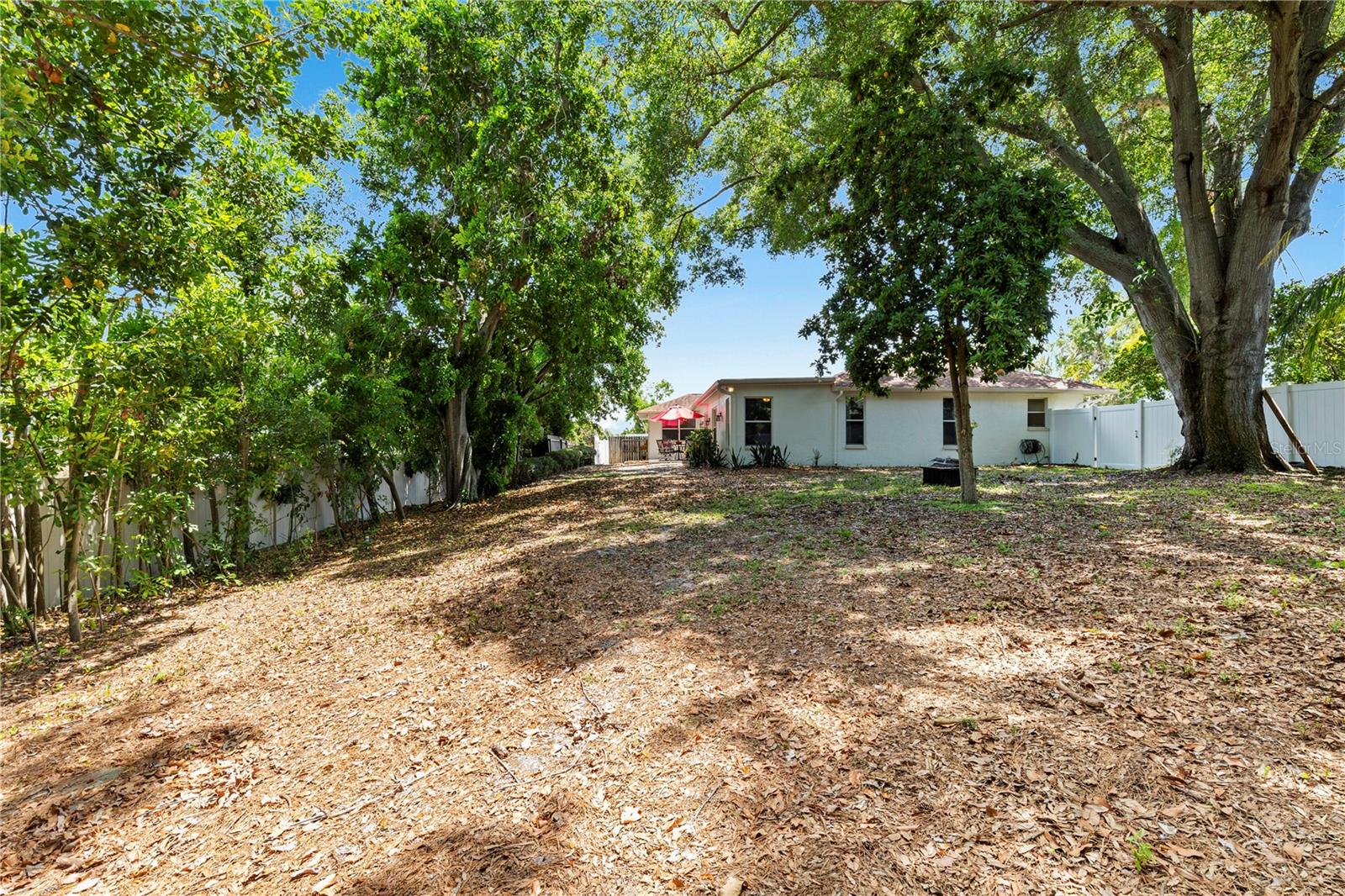 3153 Carlos Dr Property Photo 36