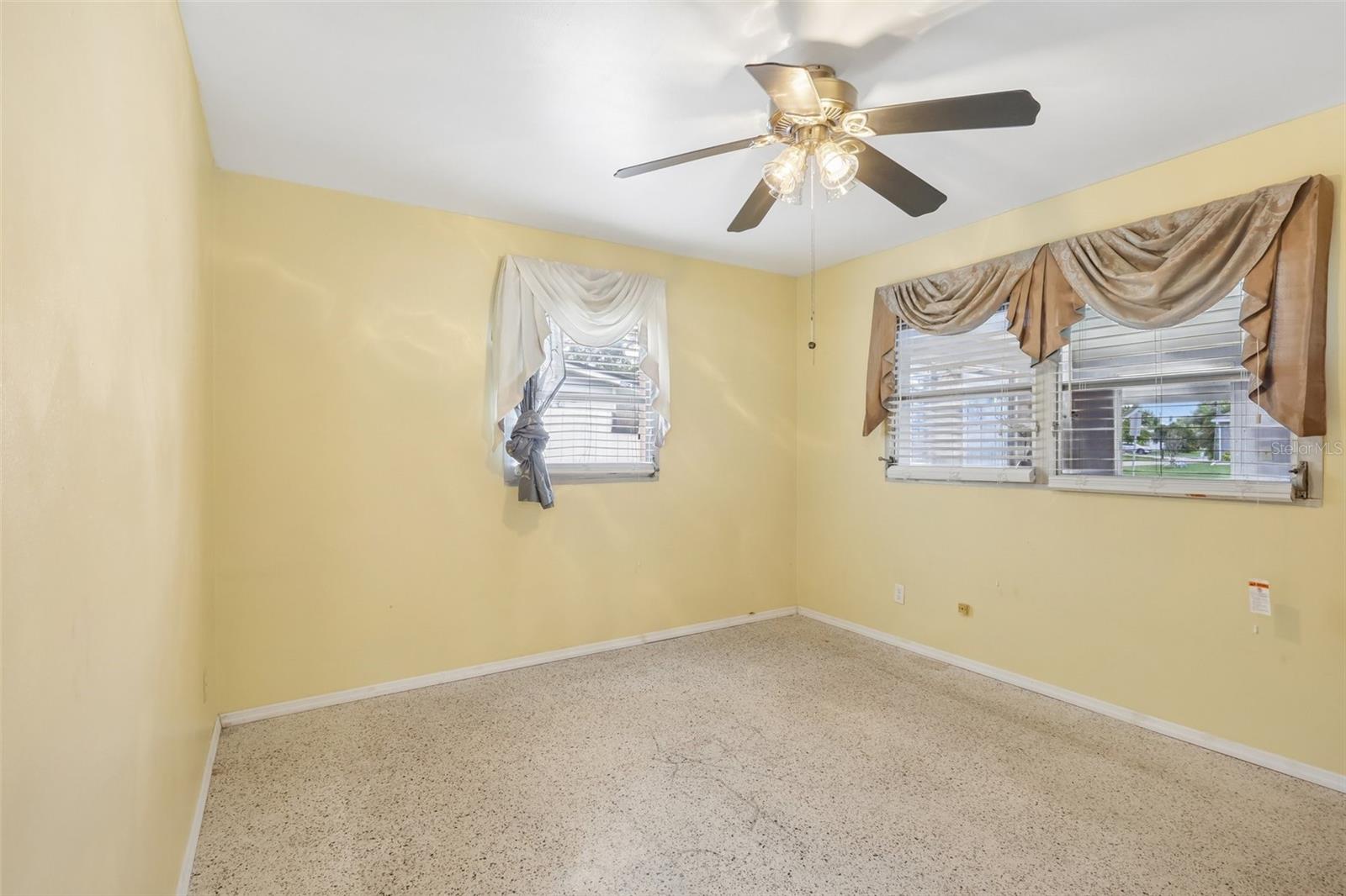 9680 Park Lake Dr N Property Photo 24