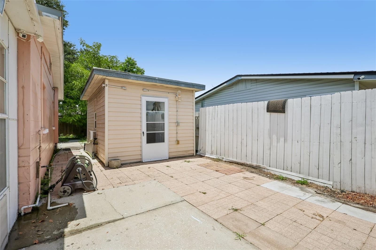 9680 Park Lake Dr N Property Photo 25